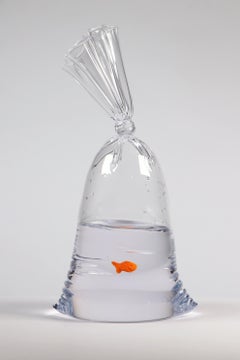 Dylan Martinez - Sac à eau Cracker Goldfish Cracker 206, sculpture 2024