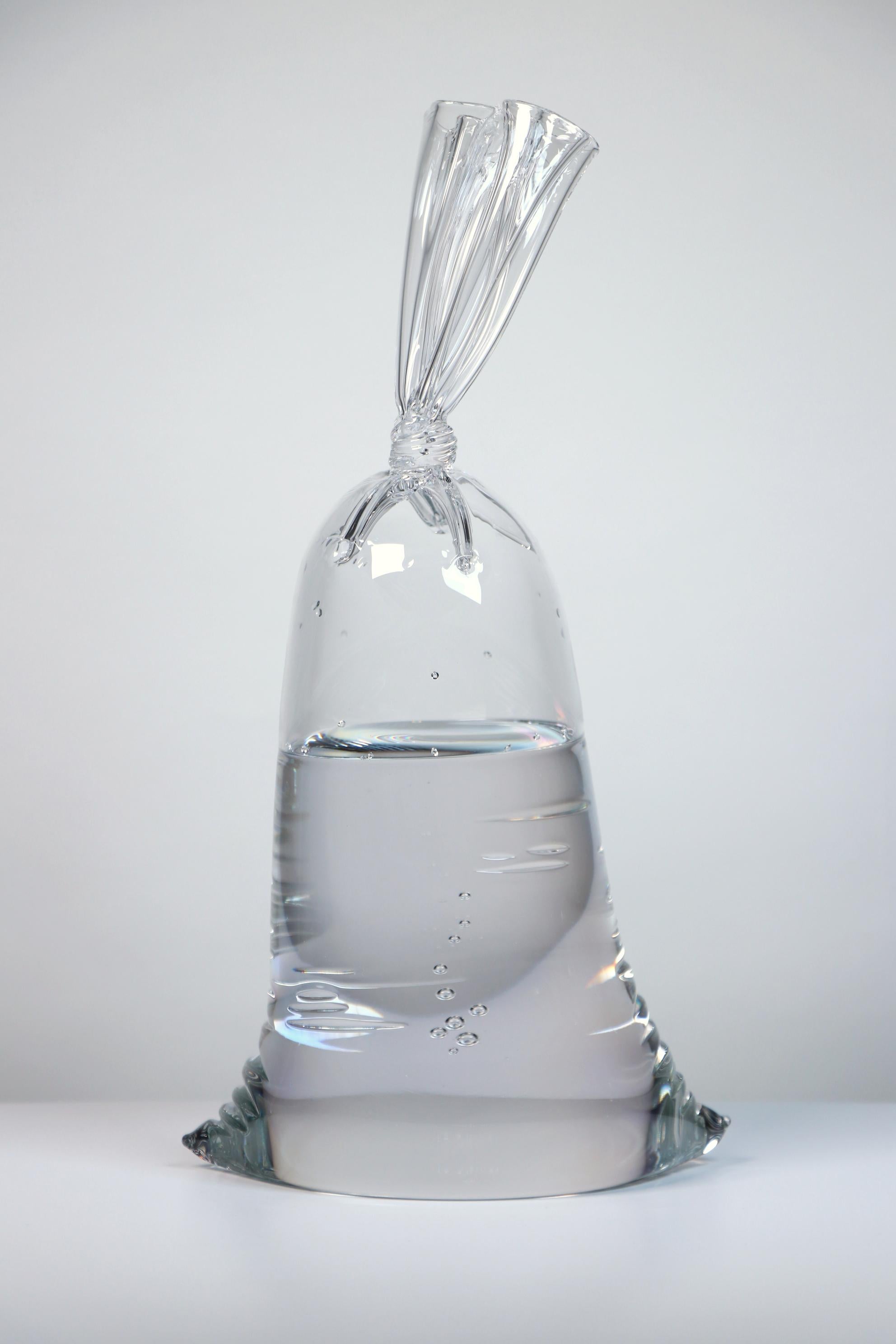 Dylan Martinez – Wassertaschen-Set (D10, 11, 12), Skulptur 2023 im Angebot 1