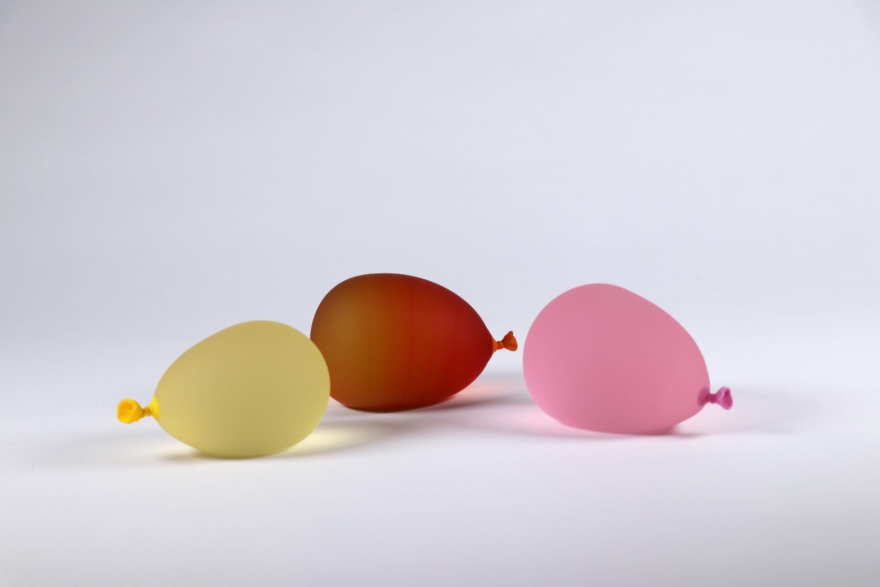 Dylan Martinez - Juego de globos de agua YPS, Escultura 2025 en venta 2