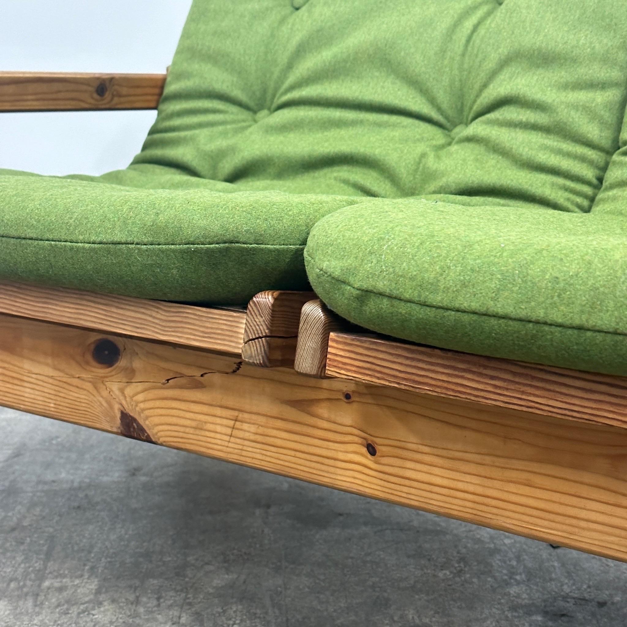 Dymling Swedish Pine Sofa by Yngve Ekström for Swedese In Good Condition In Chicago, IL