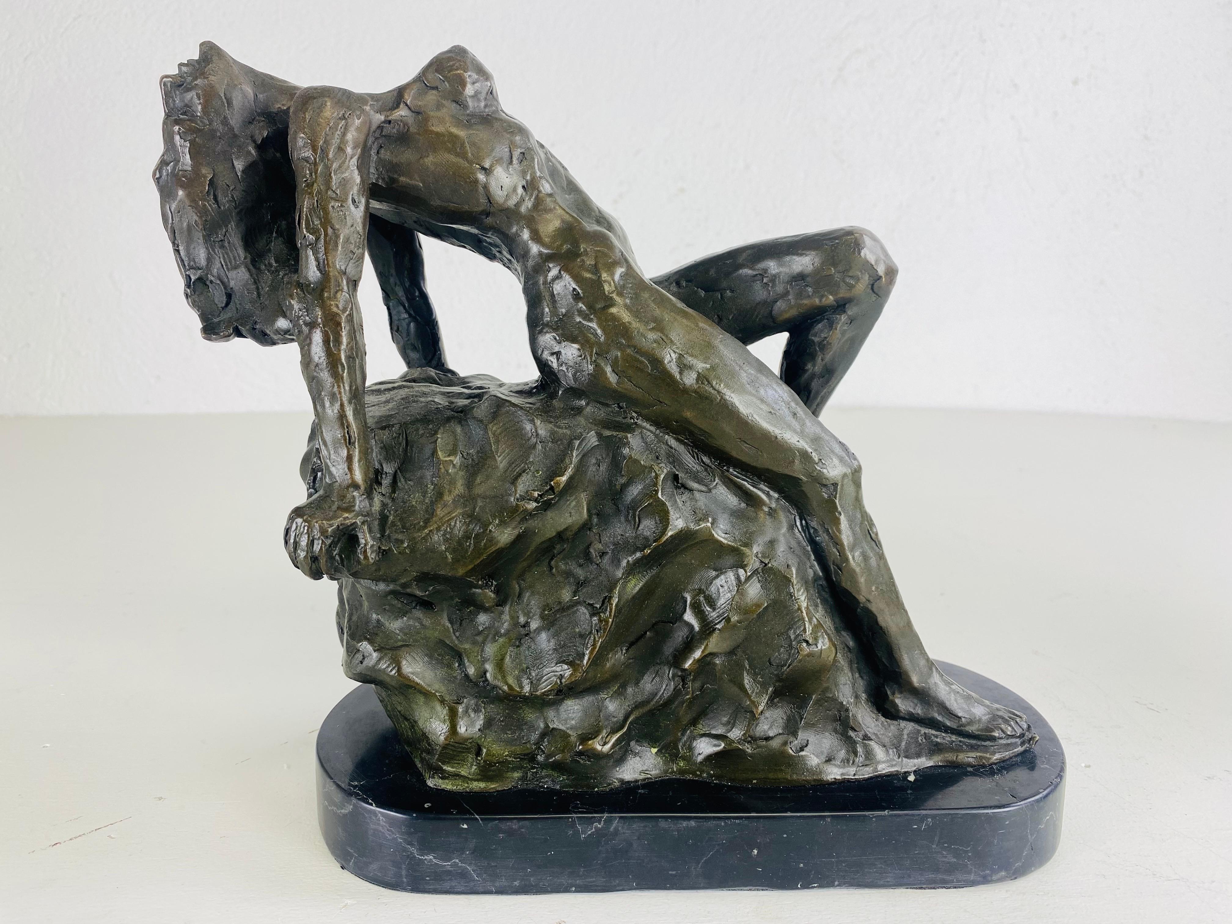 Sculpture dynamique de nu féminin d'Auguste Rodin Bon état - En vente à Allentown, PA