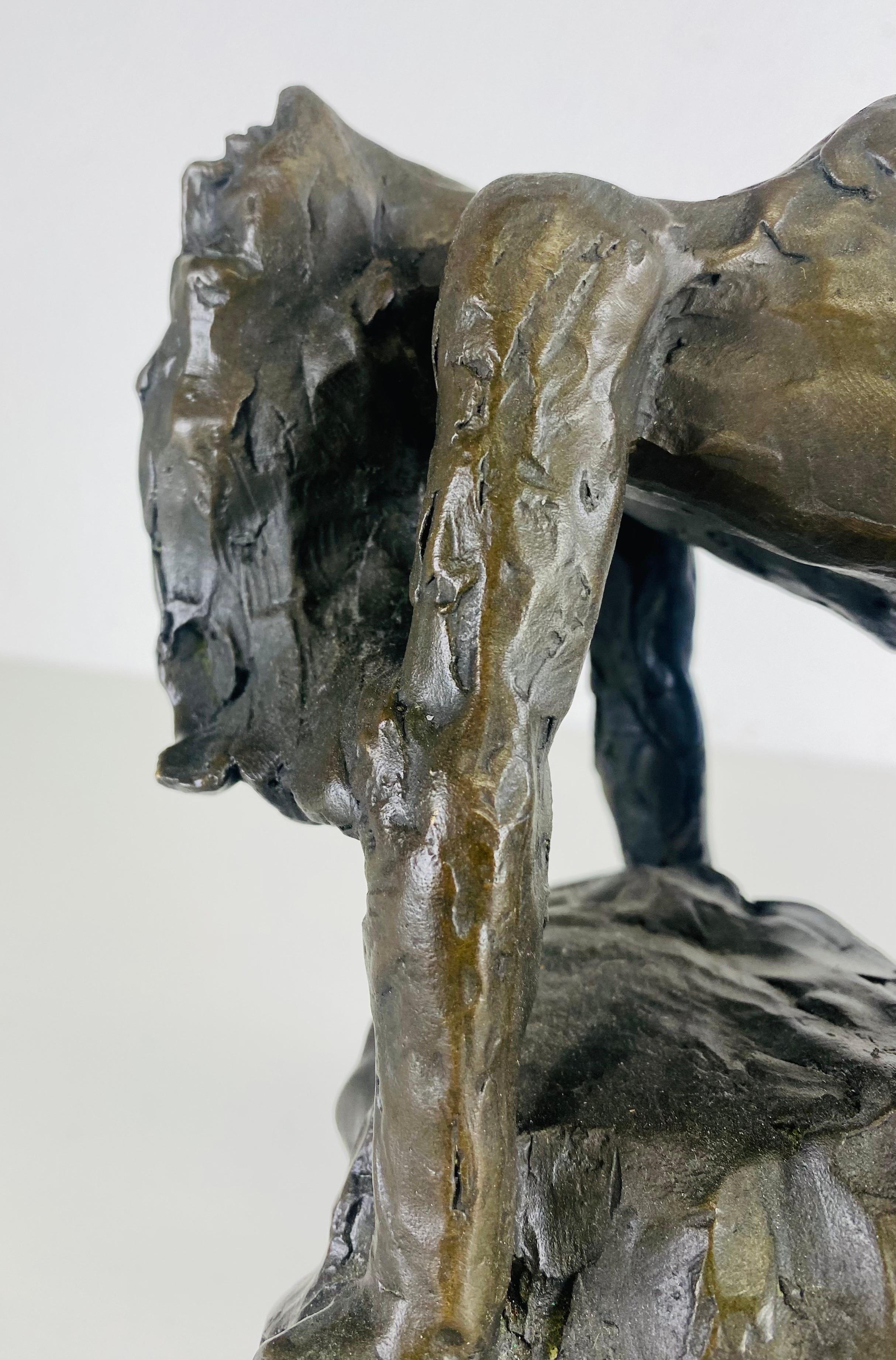 Sculpture dynamique de nu féminin d'Auguste Rodin en vente 1