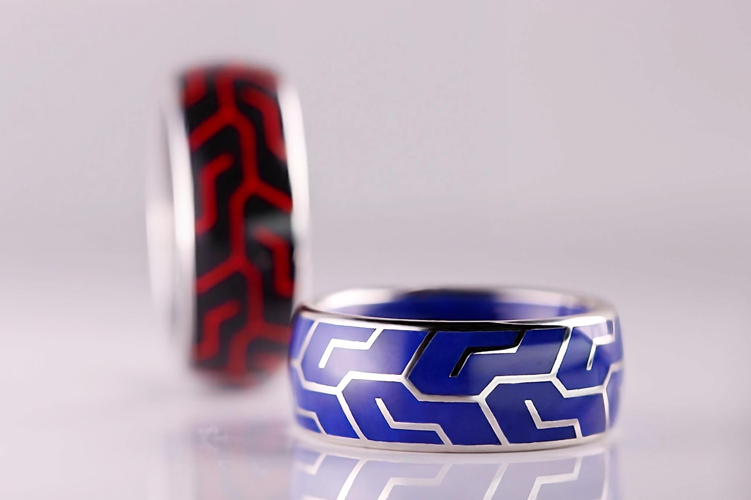 Dynamic Fusion: Platinum & High-Tech Blue Ceramic Men's Ring In New Condition For Sale In Lugano, CH