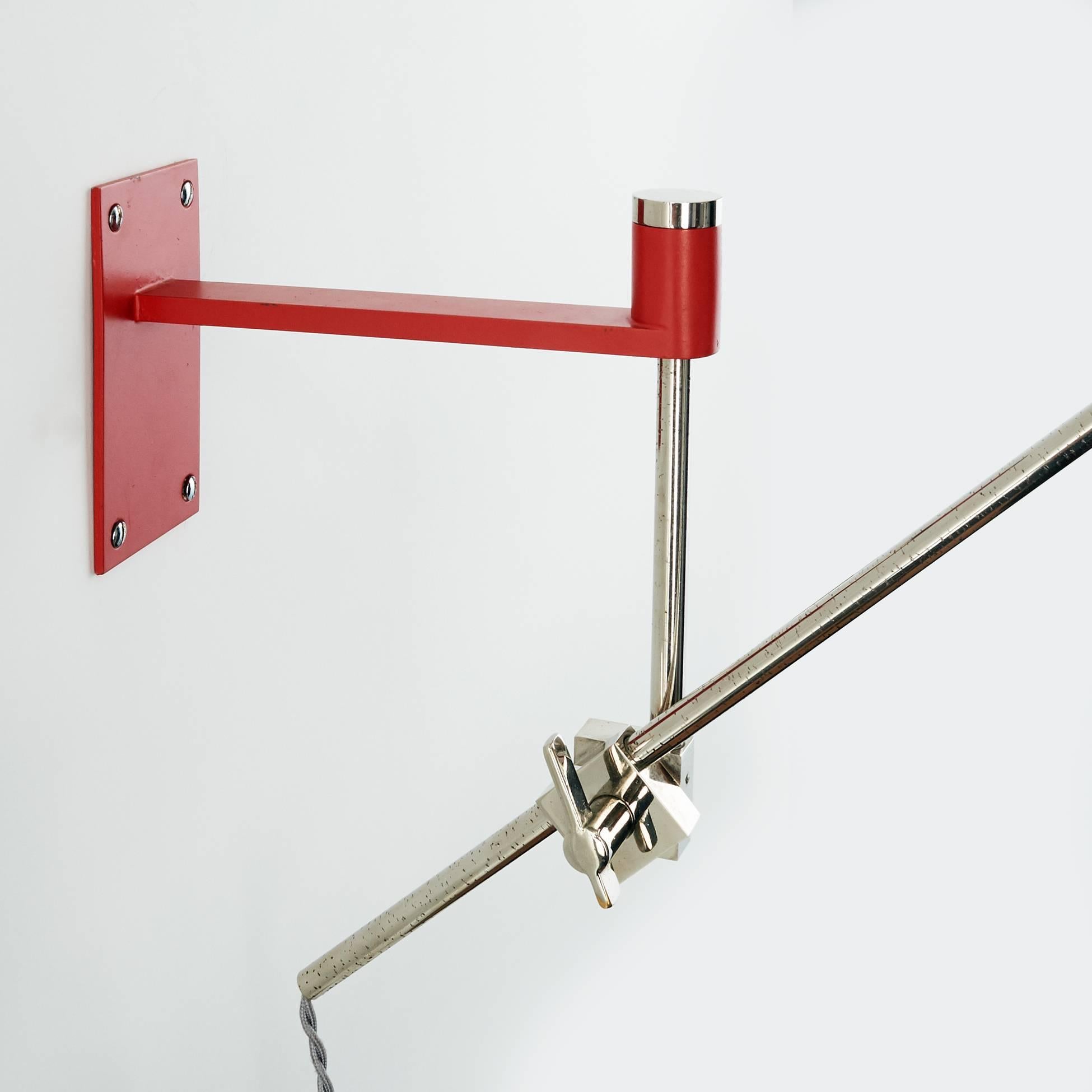 Dynamic Red Enameled Swing Arm Sconce with Silver Chromed Mounts, Italy 1970’s For Sale 5