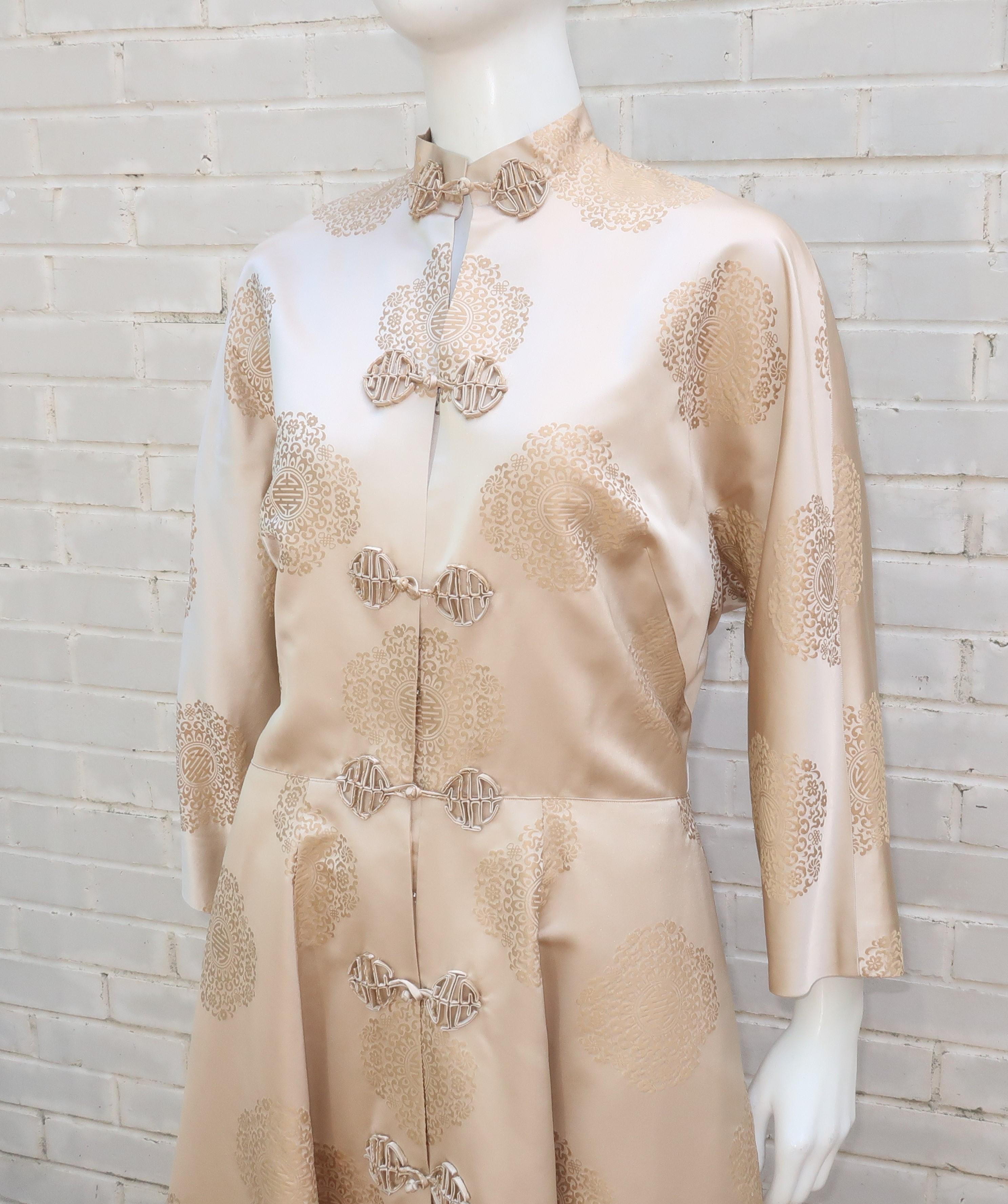 Women's Dynasty Champagne Silk Jacquard Asian Dress Coat Robe, 1950's 
