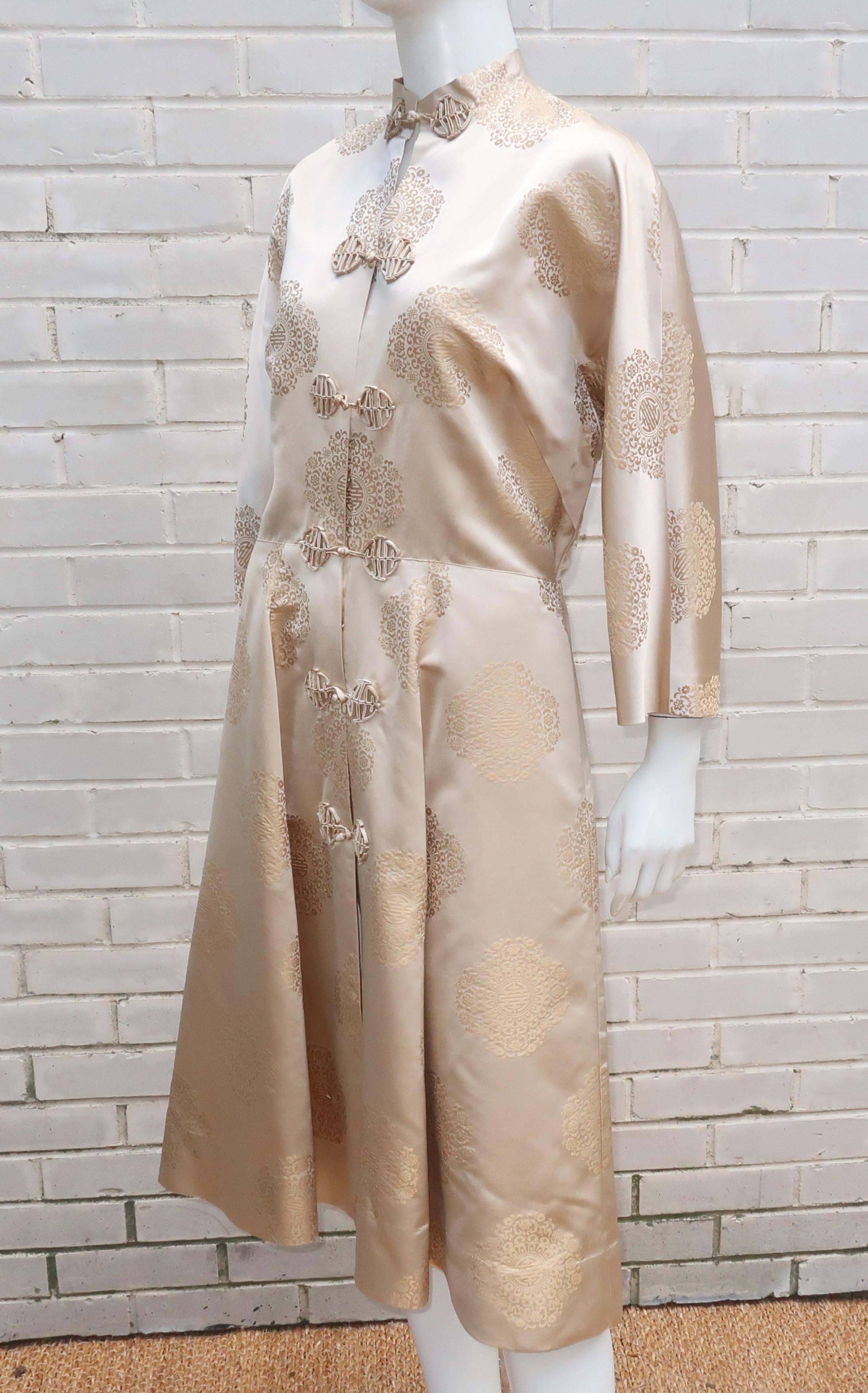 Dynasty Champagne Silk Jacquard Asian Dress Coat Robe, 1950's  1
