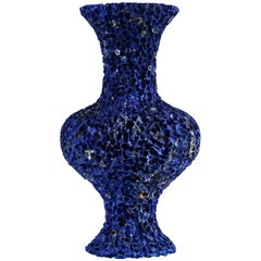 Vase Dynasty n° 3, récipient de table en mousse d'aluminium de couleur bois par Michael Young