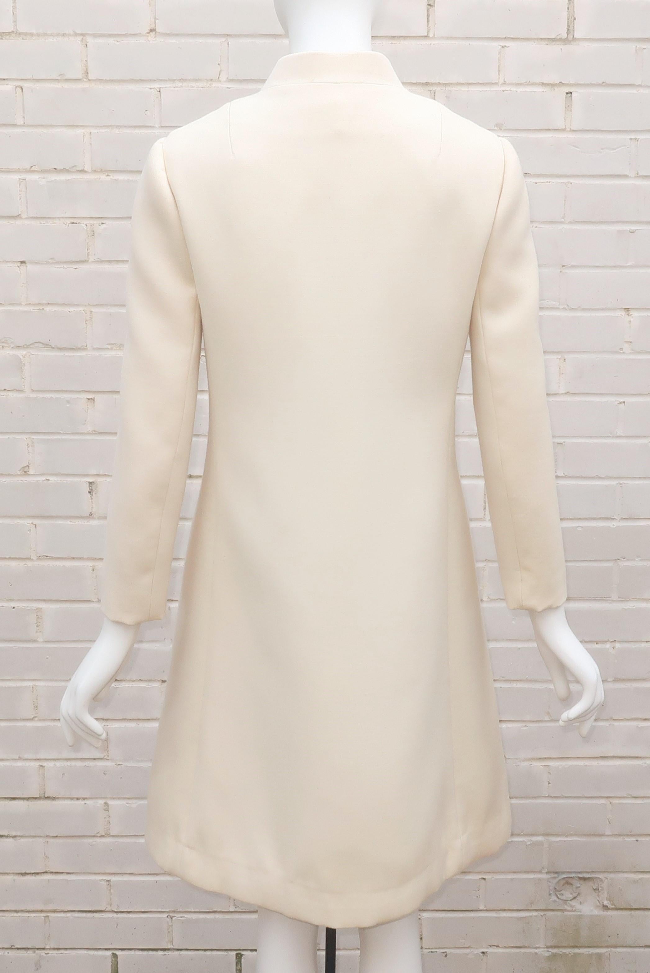 Dynasty Winter White & Gold Dress & Coat Ensemble, 1960's For Sale 2
