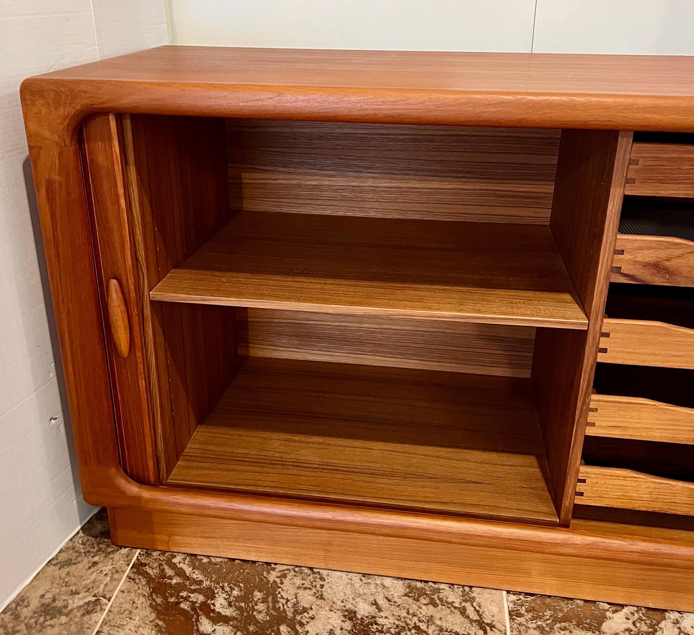 20th Century Dyrlund Danish Mid-Century Modern Teak Credenza Sideboard Server Cabinet