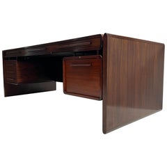 Dänischer moderner Chefschreibtisch von Dyrlund, 1970er Jahre