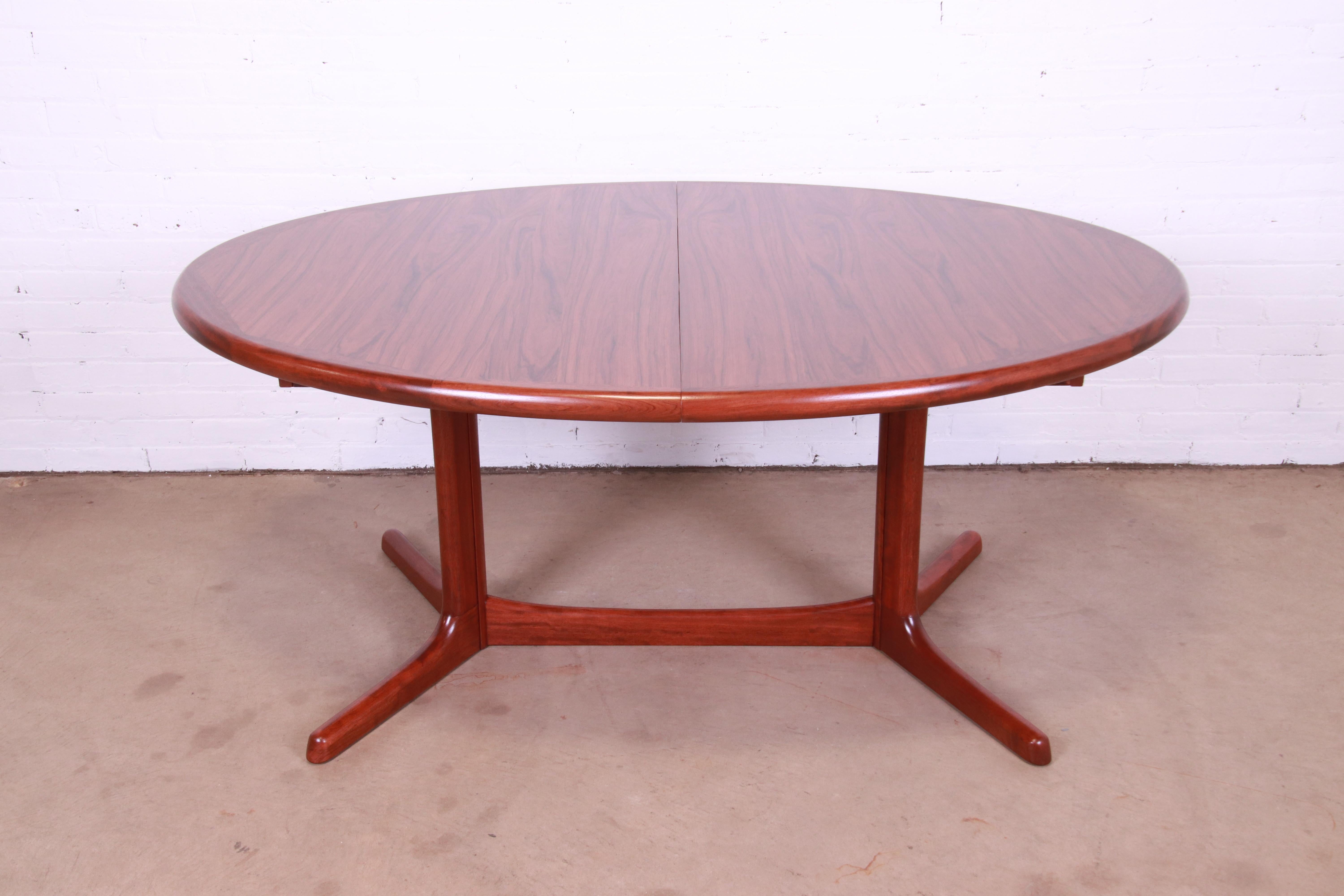 Dyrlund Danish Modern Rosewood Pedestal Extension Dining Table, Newly Refinished 4