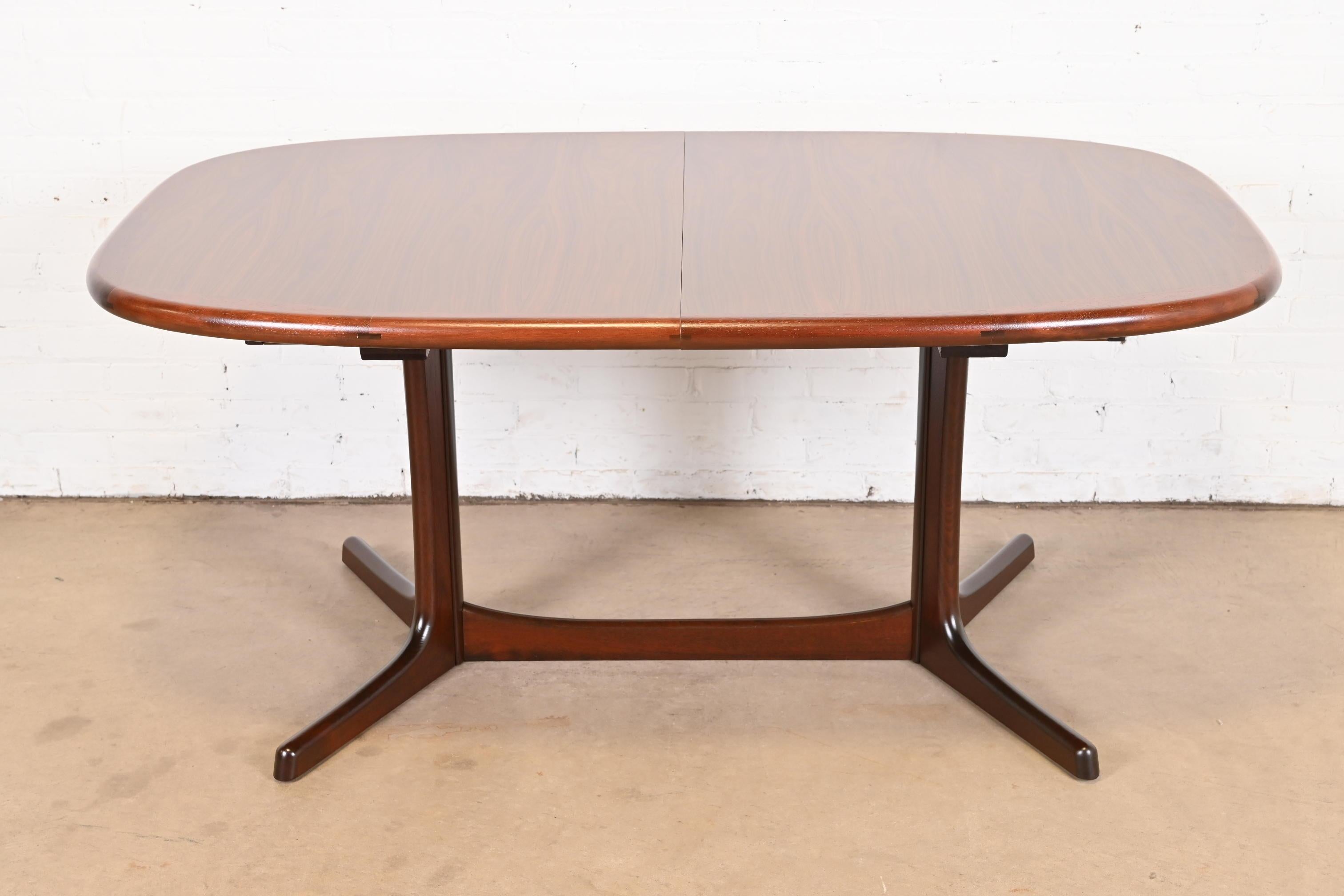 Dyrlund Danish Modern Rosewood Pedestal Extension Dining Table, Newly Refinished For Sale 6