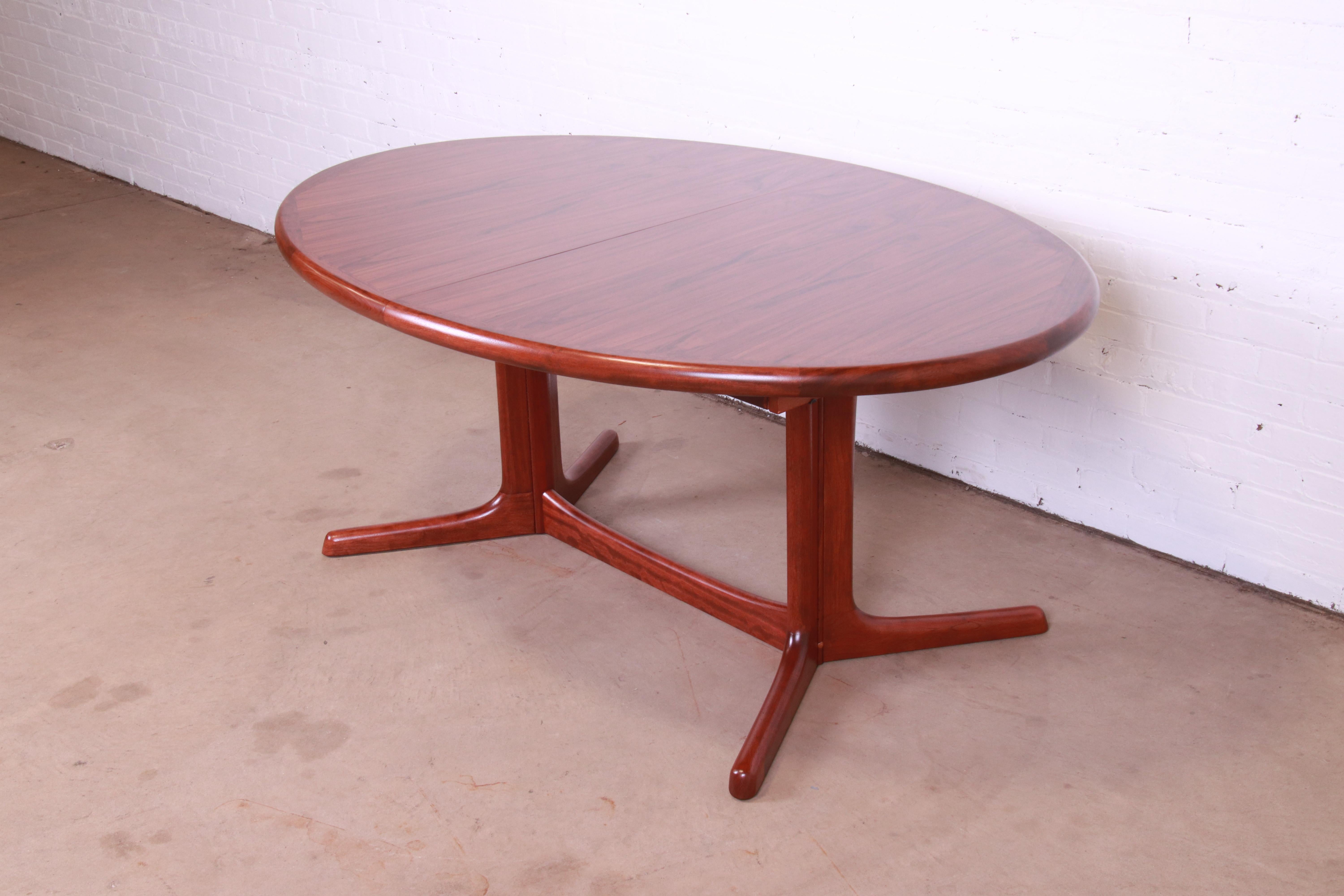 Dyrlund Danish Modern Rosewood Pedestal Extension Dining Table, Newly Refinished 6