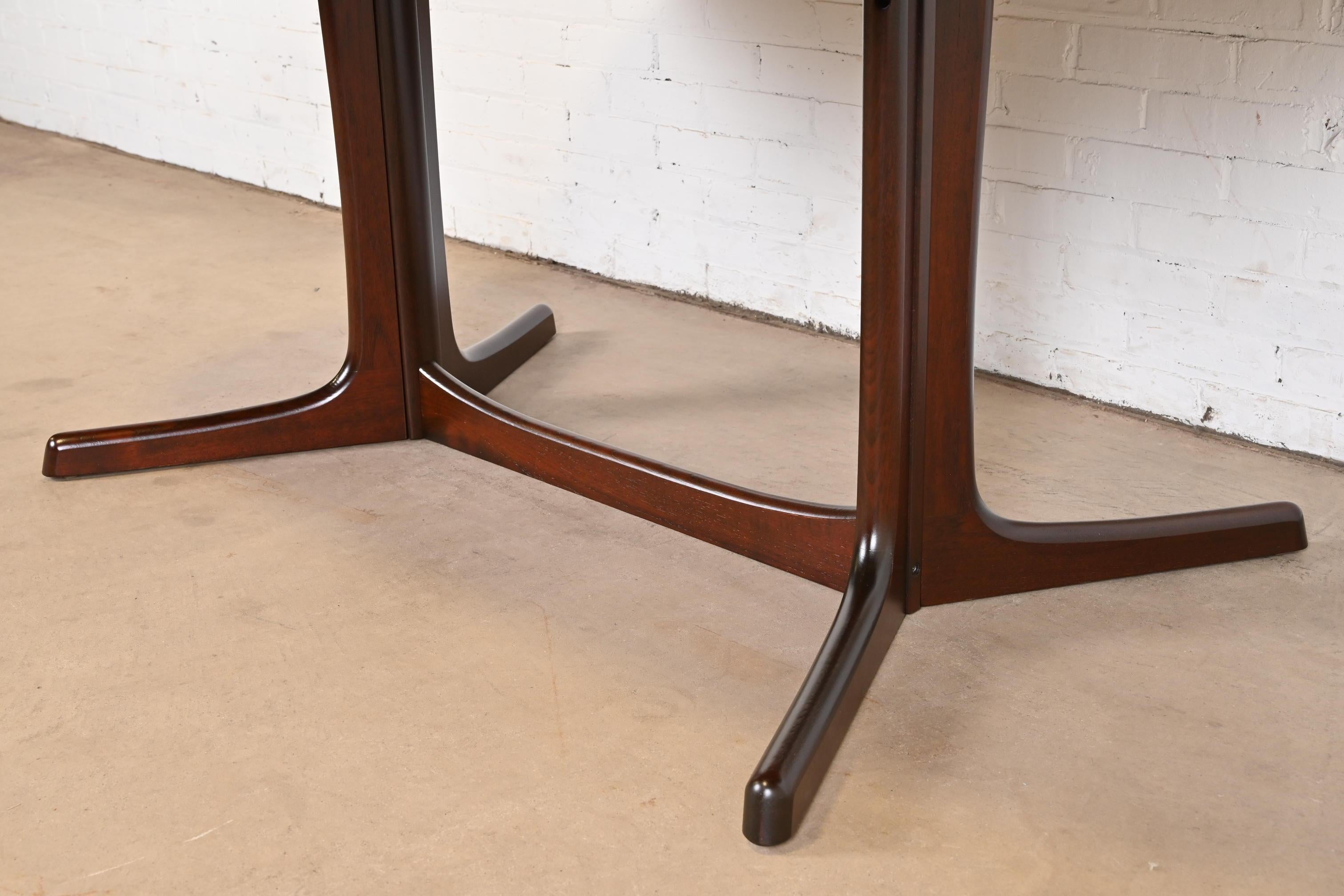 Dyrlund Danish Modern Rosewood Pedestal Extension Dining Table, Newly Refinished For Sale 9