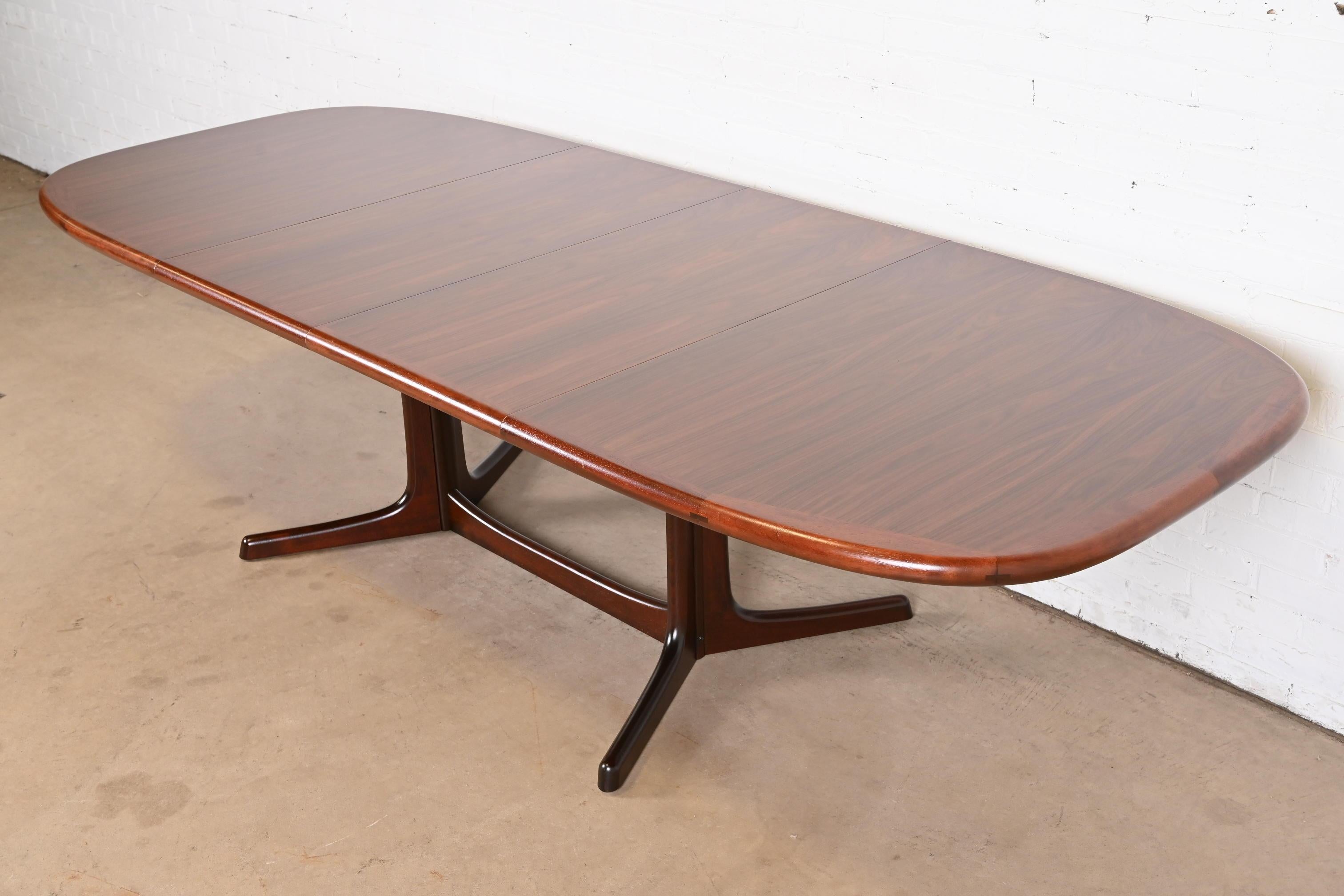 Scandinavian Modern Dyrlund Danish Modern Rosewood Pedestal Extension Dining Table, Newly Refinished For Sale