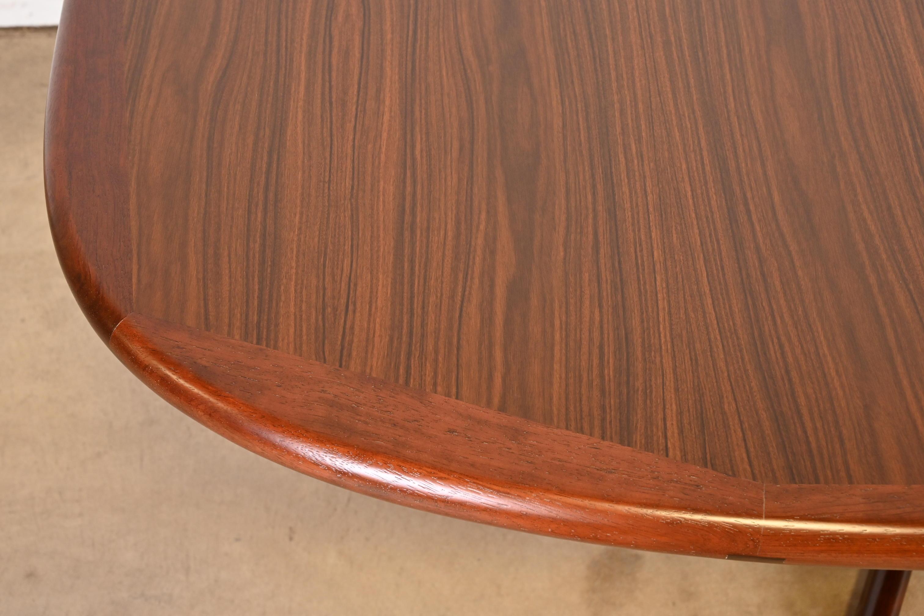 Dyrlund Danish Modern Rosewood Pedestal Extension Dining Table, Newly Refinished For Sale 3