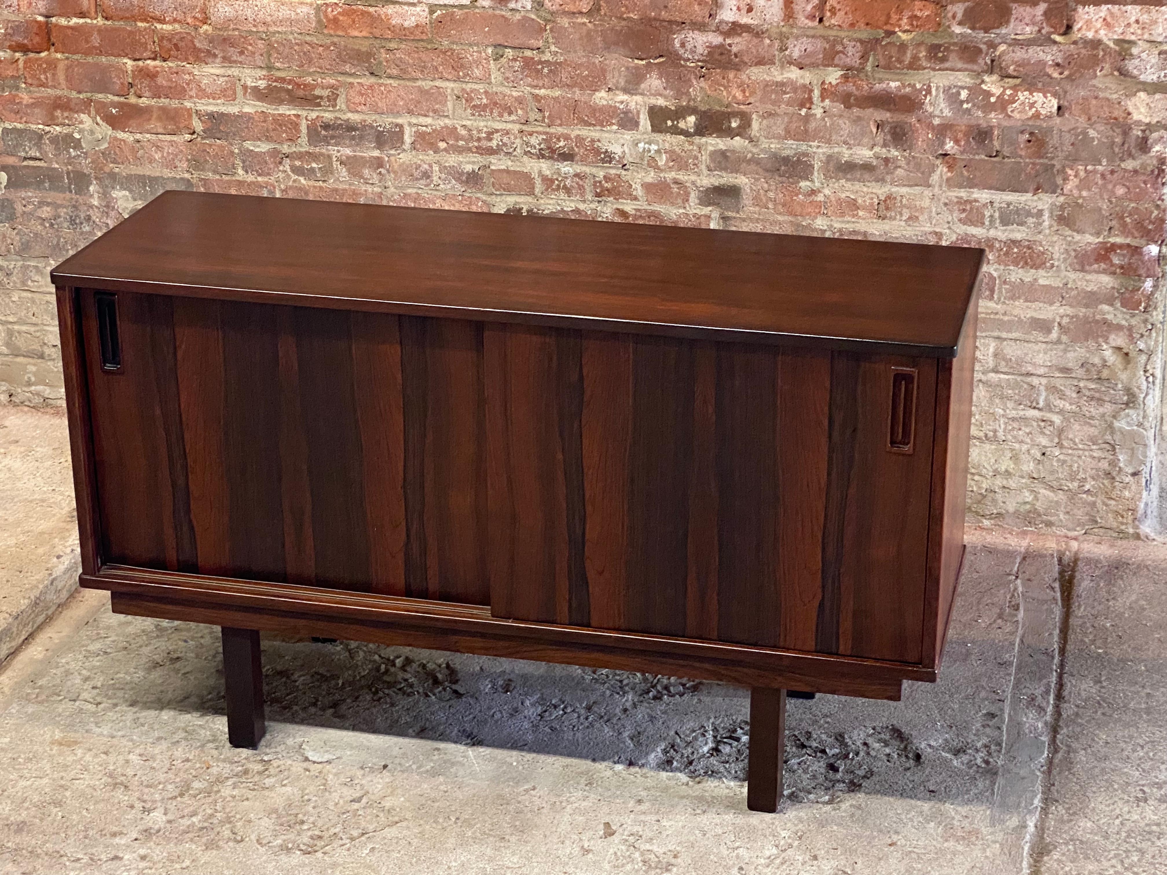 Veneer Dyrlund DB Danish Modern Rosewood Sliding Door Cabinet