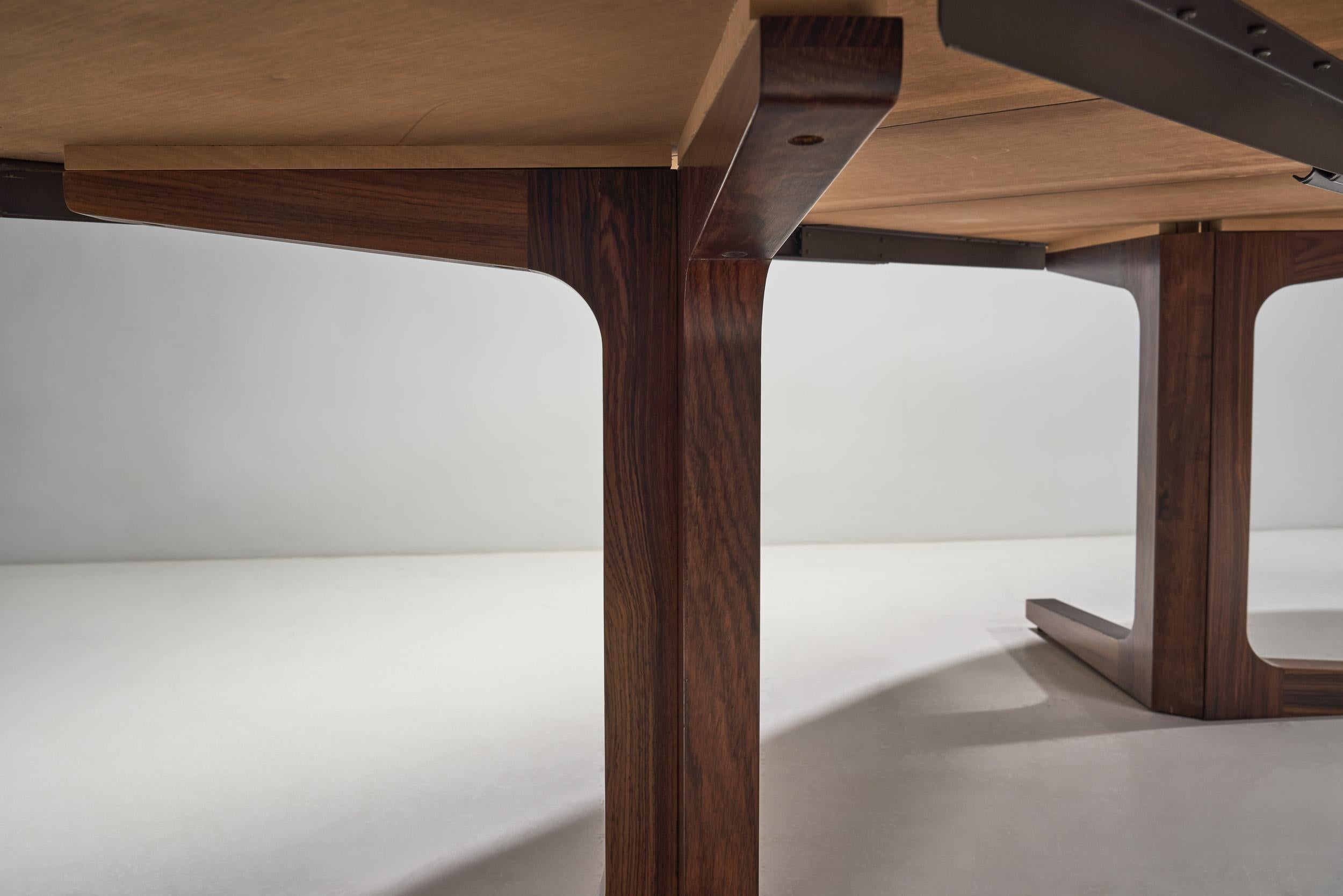 Dyrlund Extendable Dining Table from Solid Wood, Denmark ca 1960s 6
