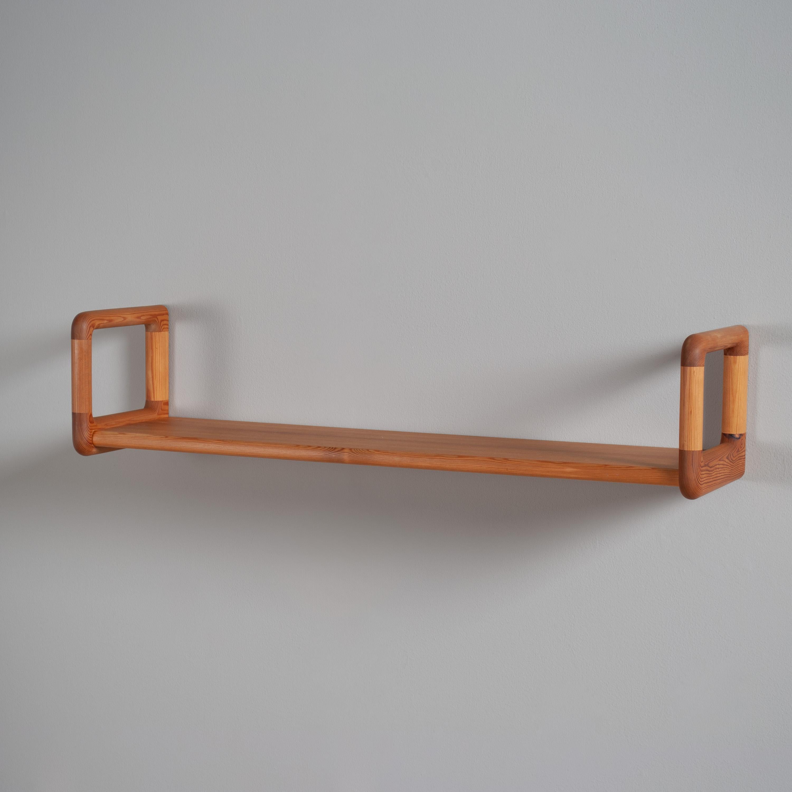 Scandinavian Modern Dyrlund Floating Shelf