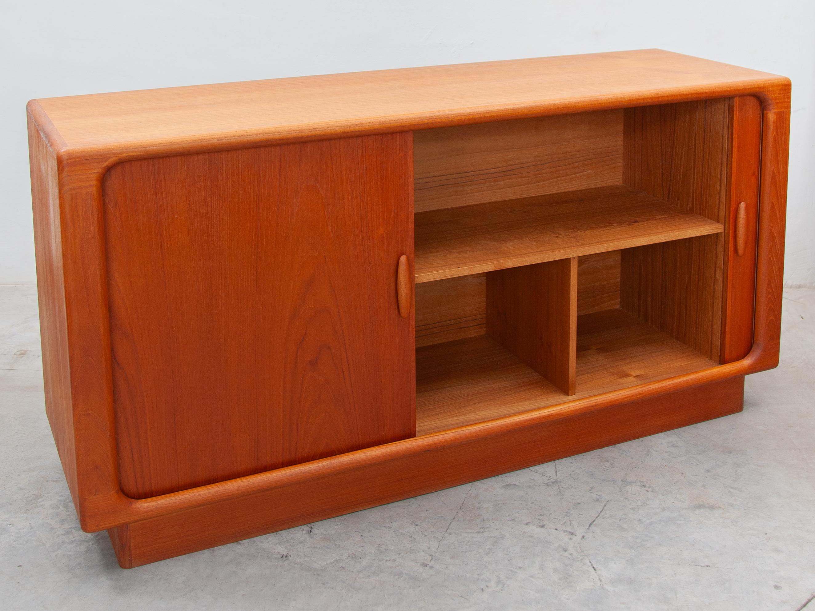 Dyrlund Made in Denmark Furniture Small Two Sliding Doors Sideboard For Sale 2