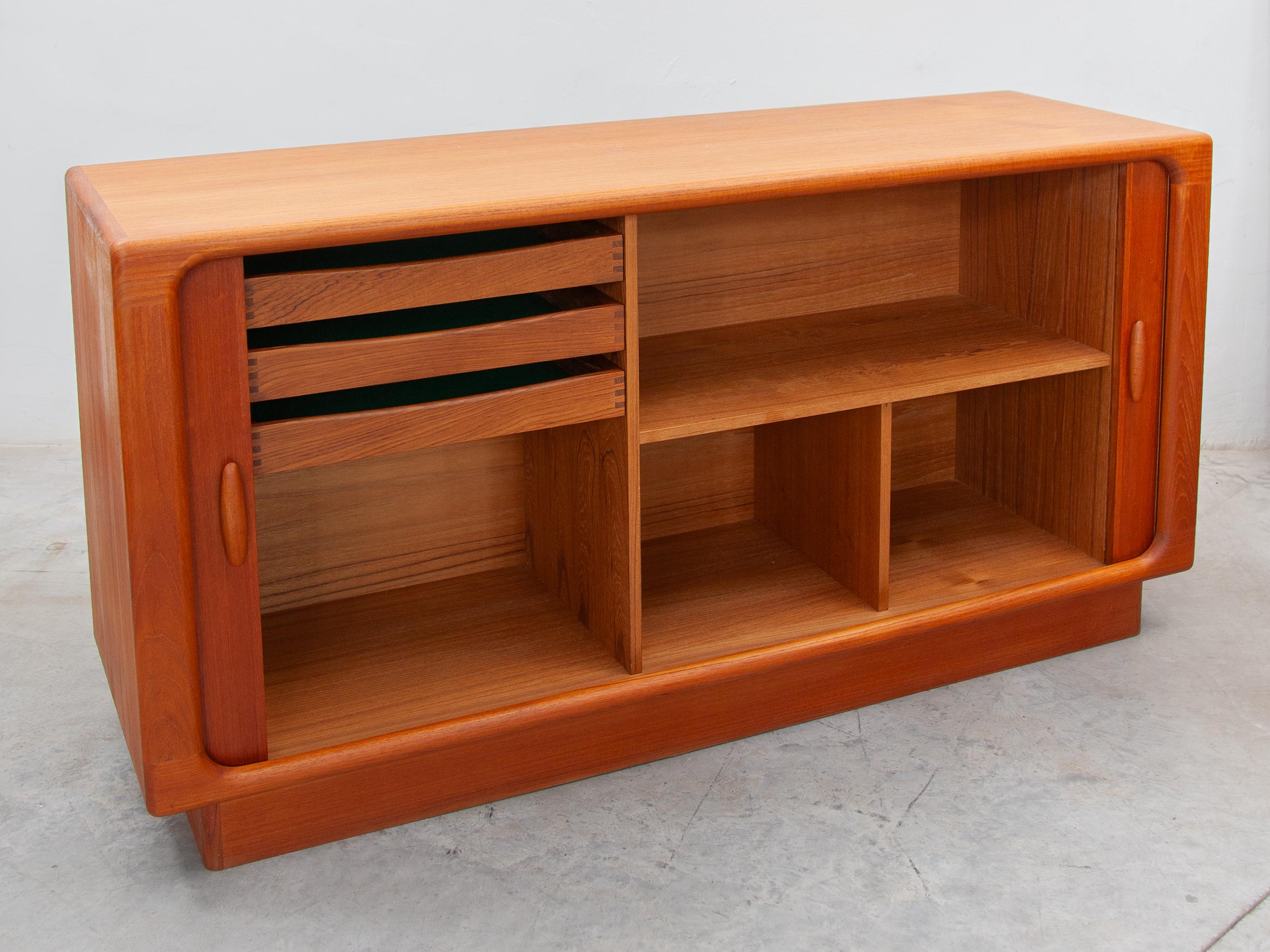 Dyrlund Made in Denmark Furniture Small Two Sliding Doors Sideboard For Sale 3