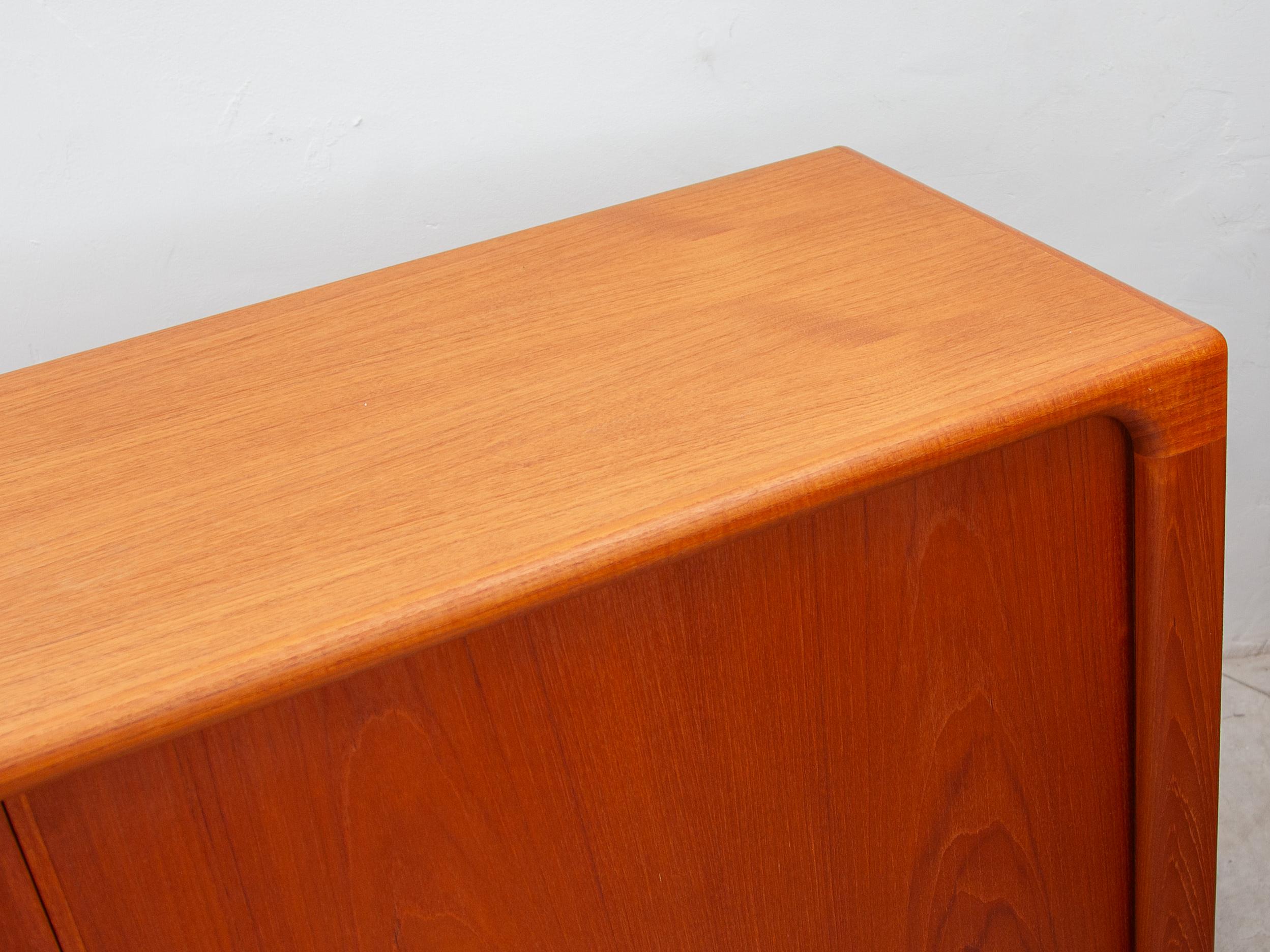 Dyrlund Made in Denmark Furniture Small Two Sliding Doors Sideboard For Sale 7