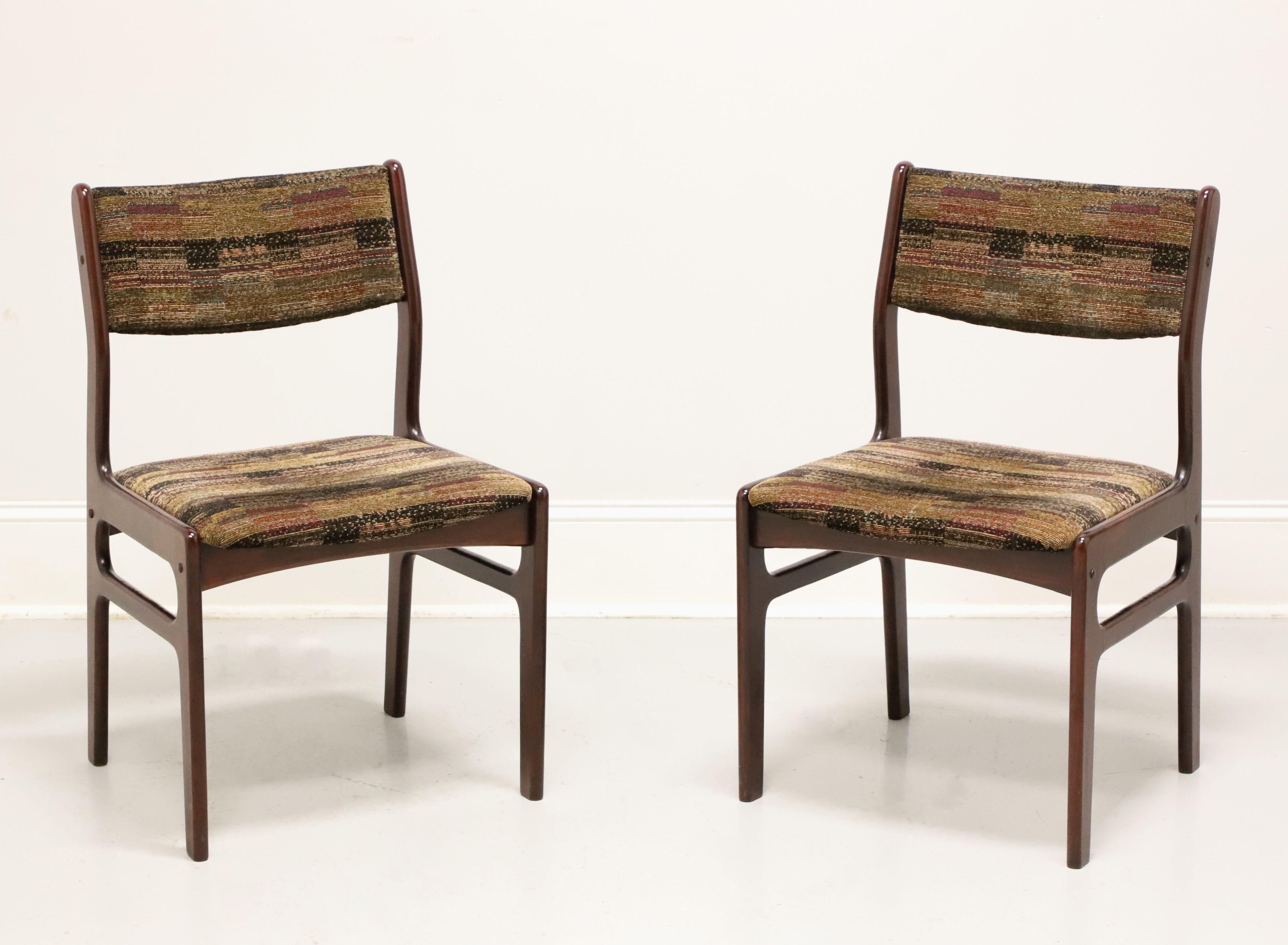 DYRLUND Mid 20th Century Rosewood Danish Modern Dining Side Chairs - Pair B For Sale 5