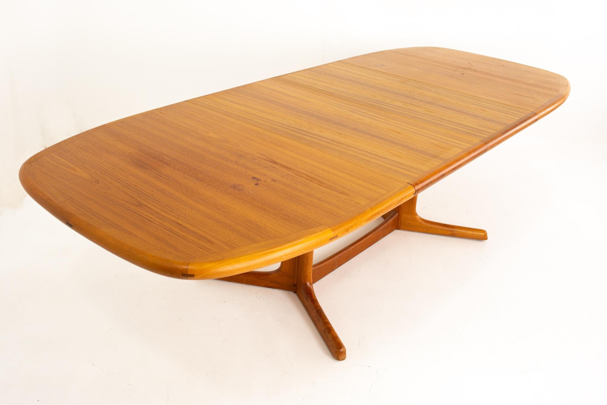 Wood Dyrlund Mid Century Hidden Leaf Teak Dining Table