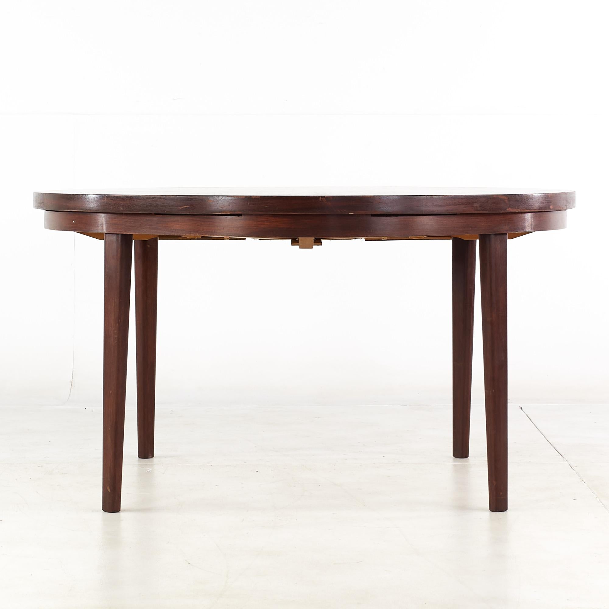 Danish Dyrlund Mid Century Rosewood Lotus Round Expanding Dining Table For Sale