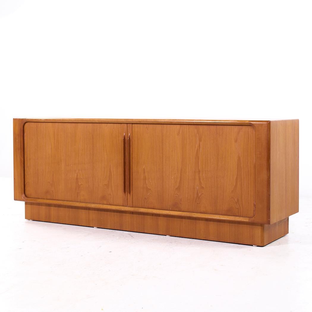 Mid-Century moderno Credenza con anta a tamburo di Dyrlund, metà del secolo scorso in vendita