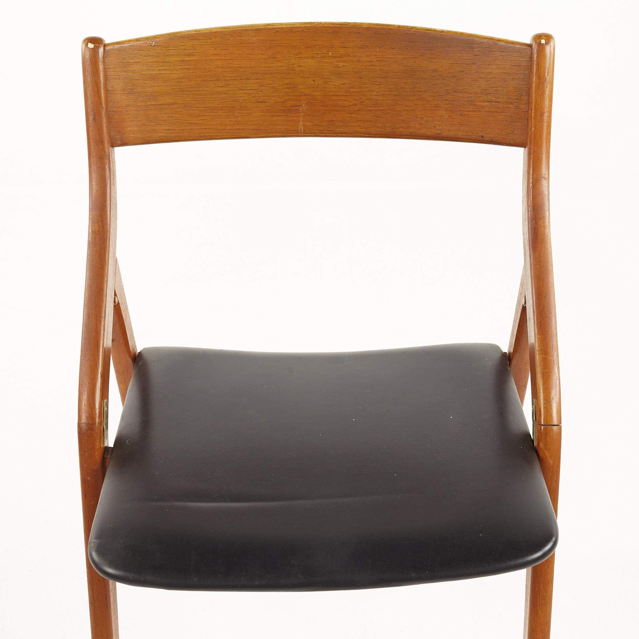 Dyrlund Mid Century Teak Folding Chairs - Set of 6 2