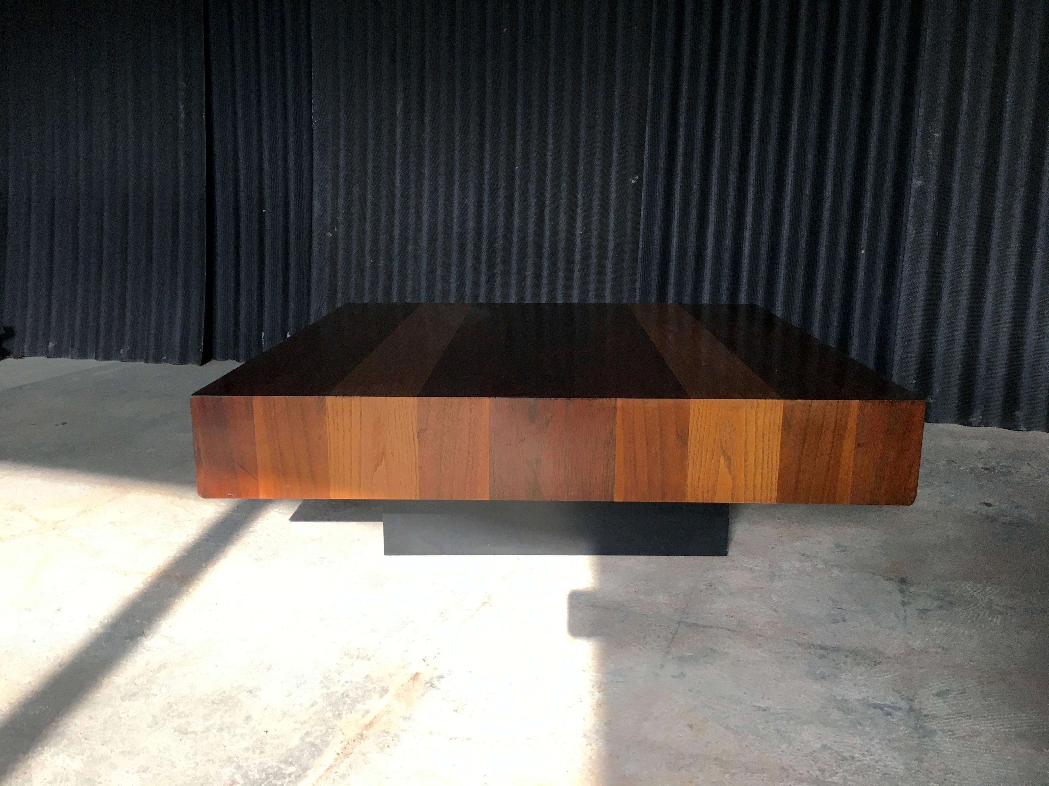 Dyrlund Mixed Wood Cocktail Table In Good Condition For Sale In Southampton, NJ