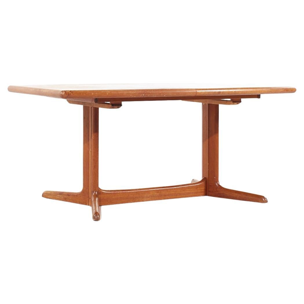 Dyrlund Style Mid Century Danish Teak Expanding Dining Table with 2 Leaves For Sale