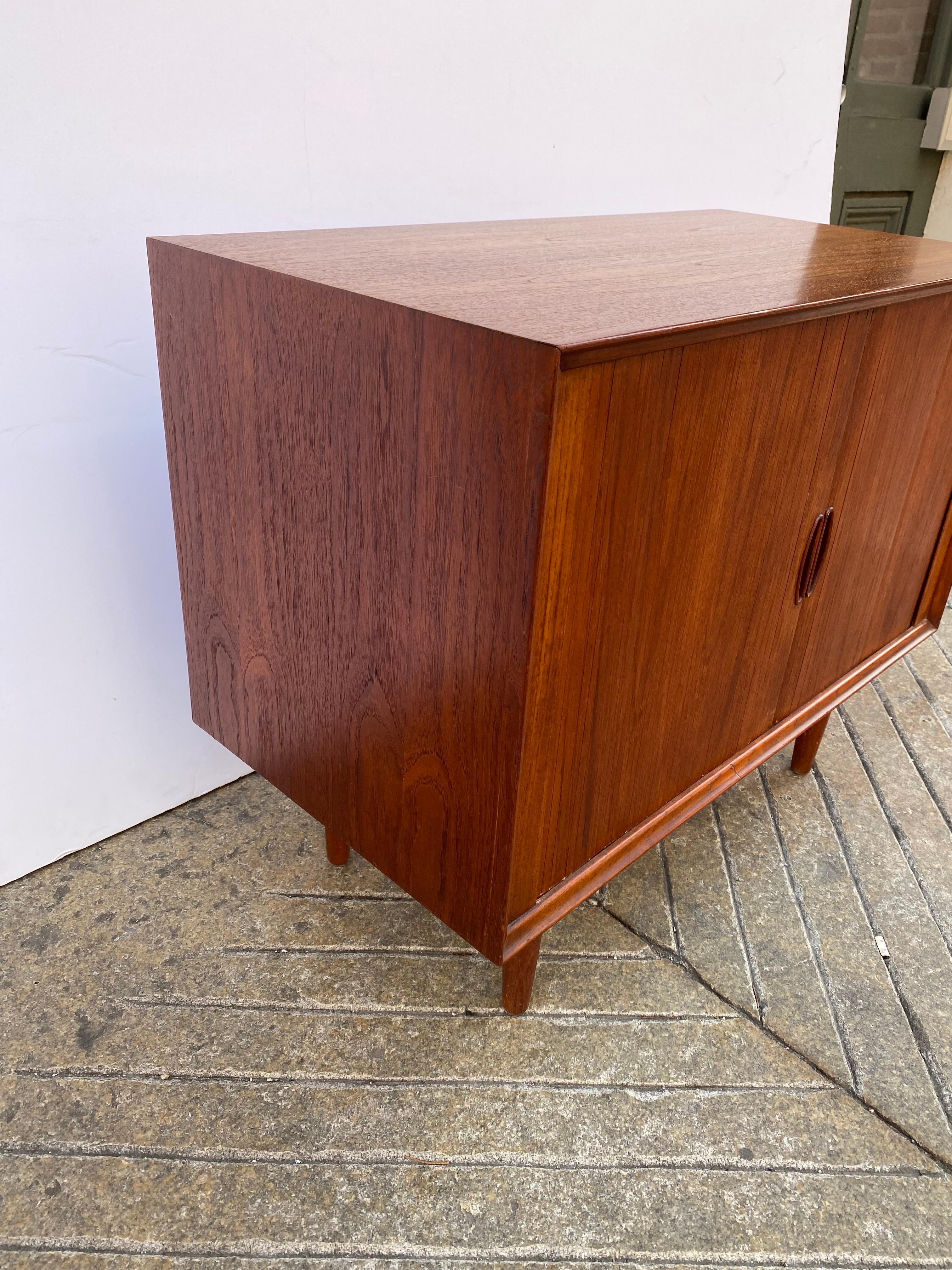 tambour cabinet