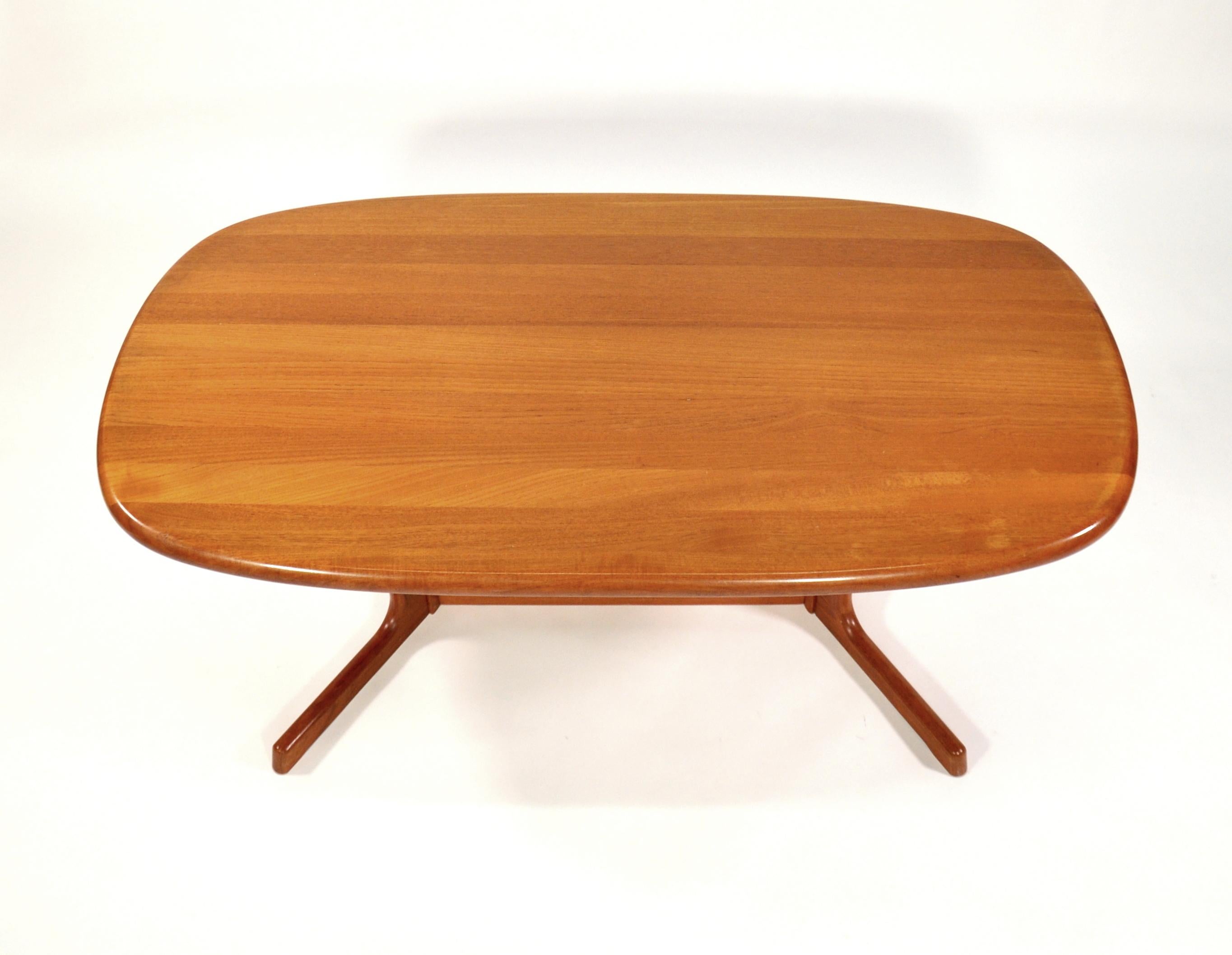 Dyrlund Teak Couchtisch 1