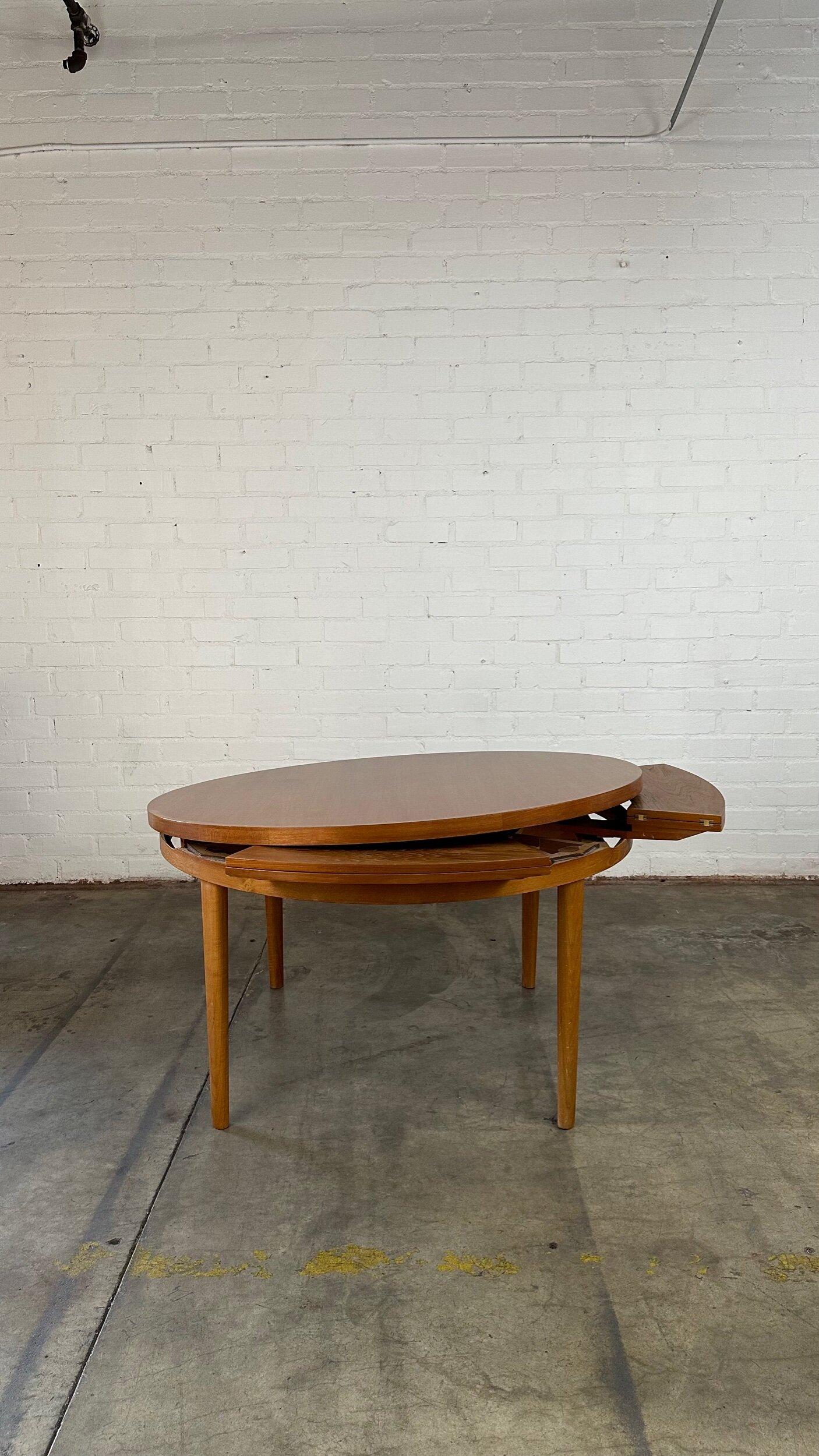 Wood Dyrlund Teak Lotus Flip-Flap Dining Table
