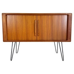 Buffet en teck Dyrlund, Danemark 1960