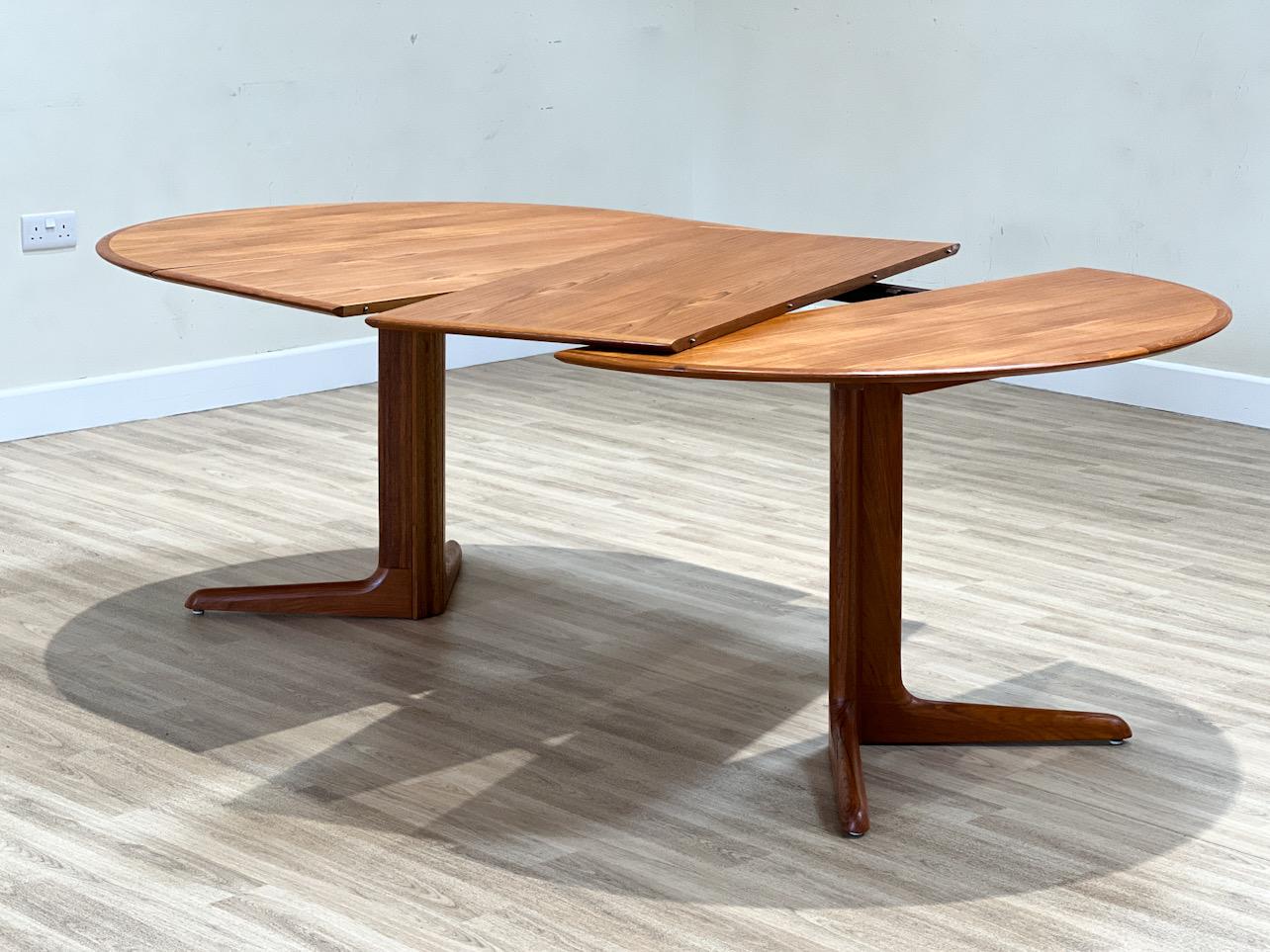 Teak Dyrlund teakwood table made in the 1960s For Sale