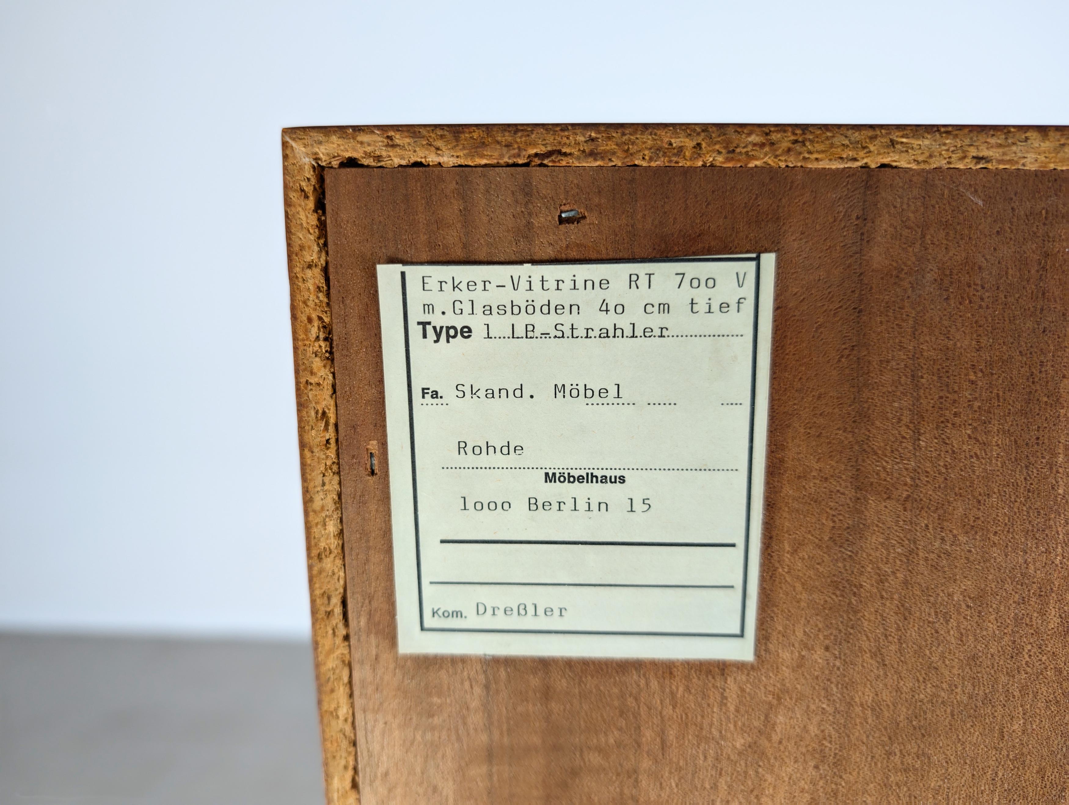 Dyrlund Vitrine Midcentury Teak dänisches Design Vintage Kommode im Angebot 3