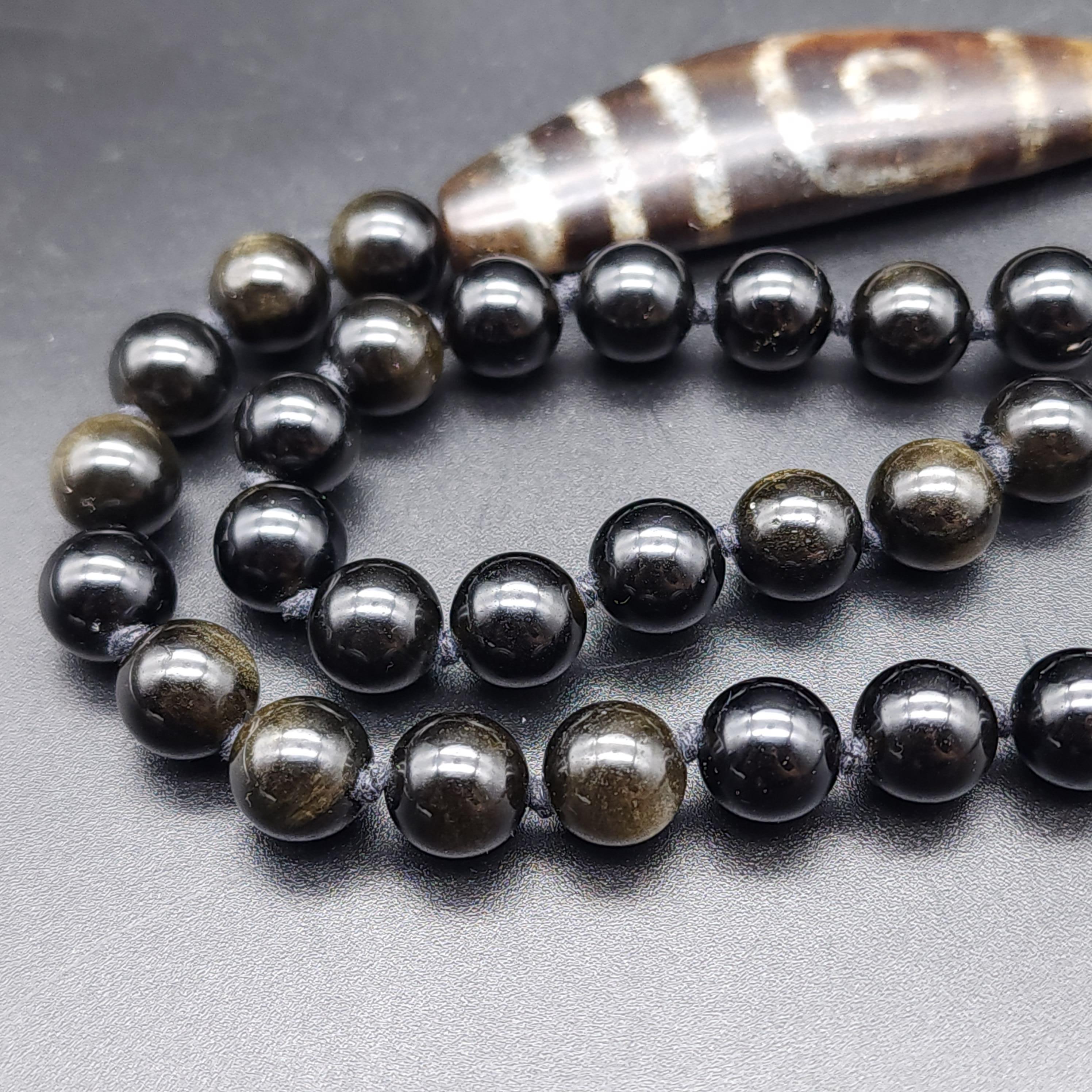 Dzi Anhänger Tafelaufsatz, Obsidian Perlen geknotete Halskette  Sterling Silber Spange im Angebot 2