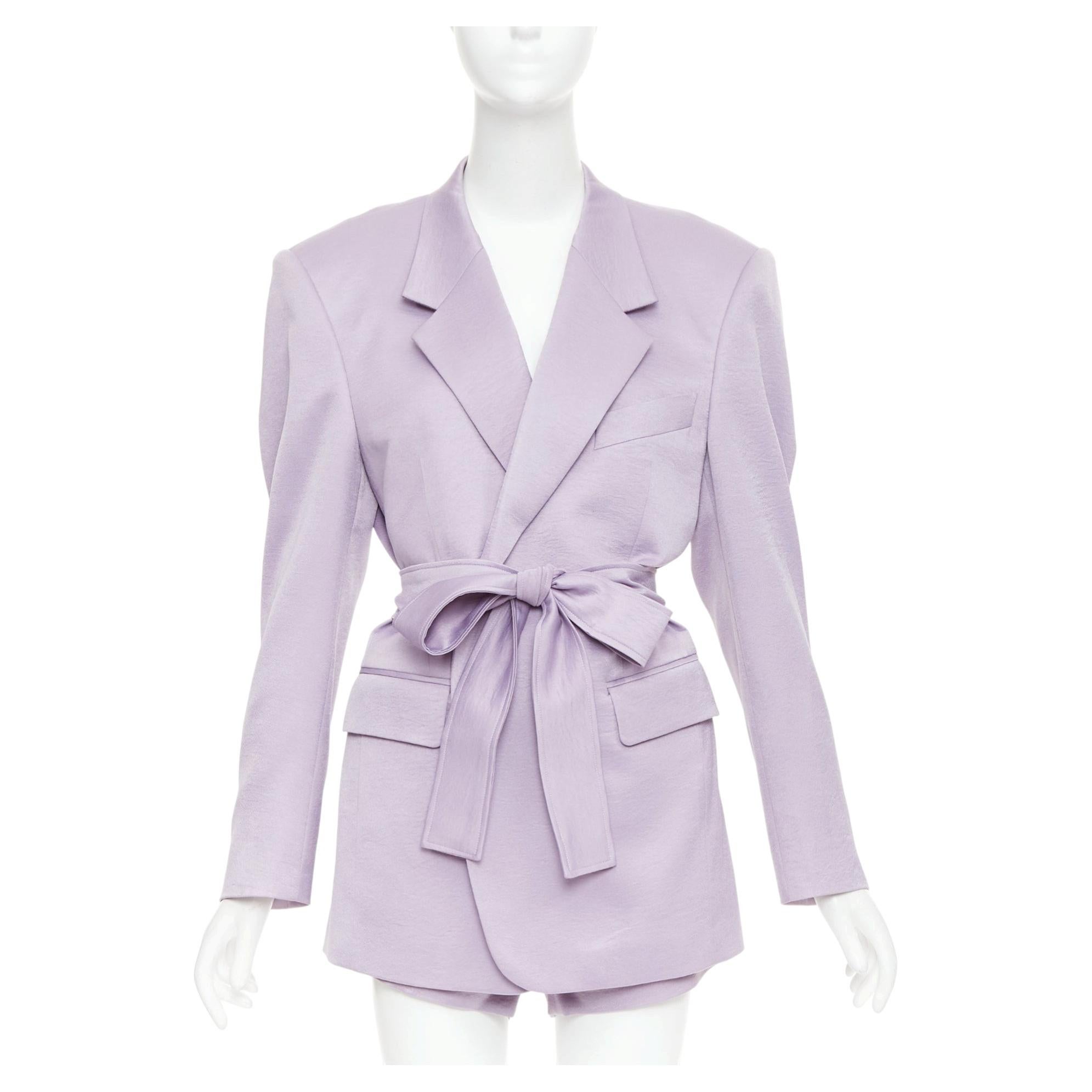 Set composto da blazer corto e pantaloni in raso viola lavanda con cintura e doppiopetto DZOJCHEN, taglia XS
