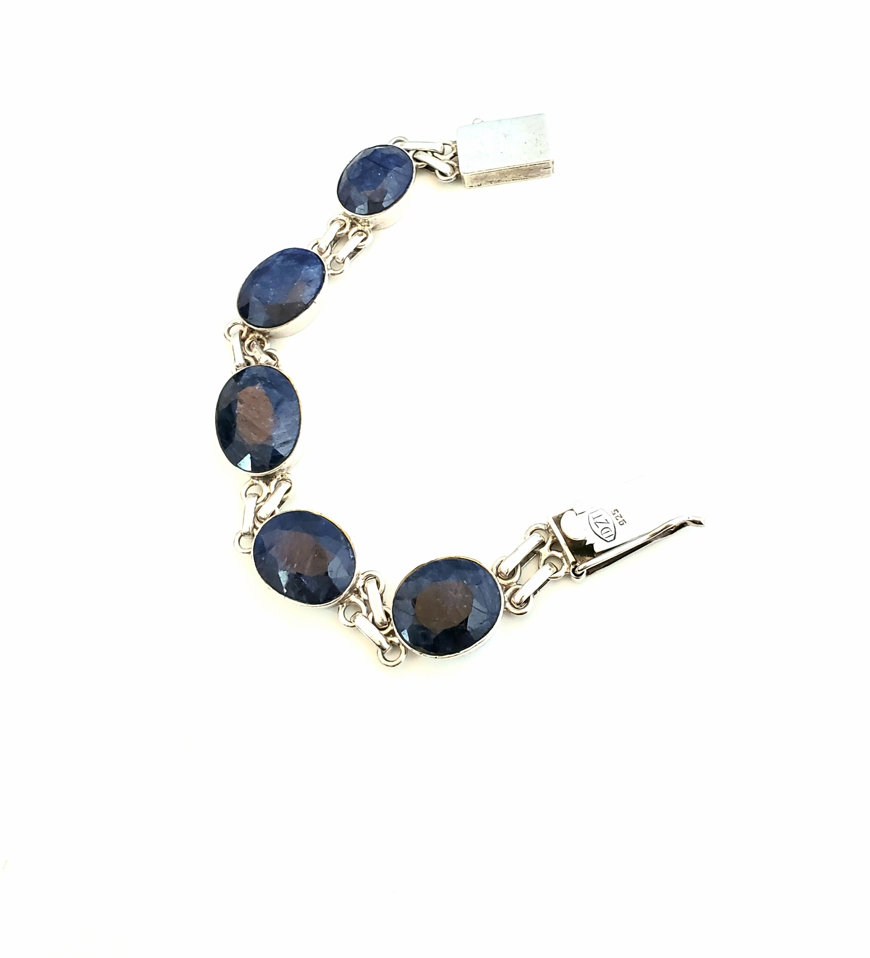 DZT Sterling Silver Blue Quartz Link Bracelet In Good Condition For Sale In Washington Depot, CT