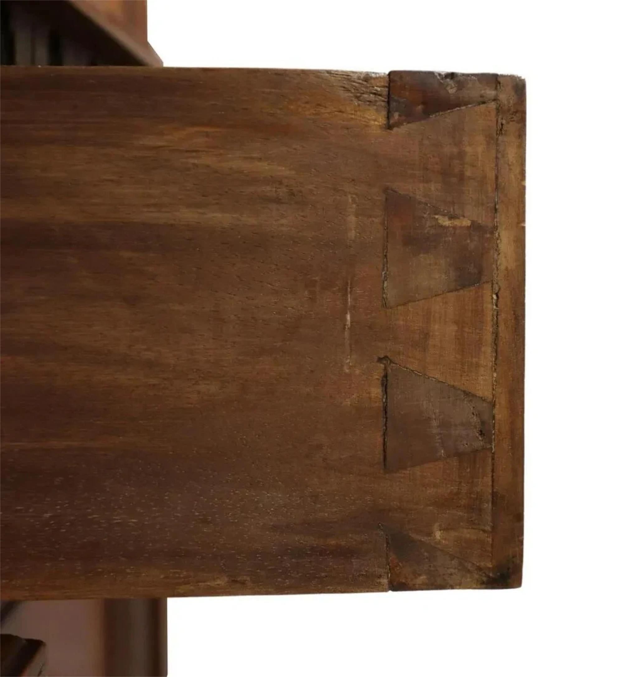 E. 1900s Antique Monumental, Fine Carved, Renaiss. Revival, Walnut Sideboard!! In Good Condition For Sale In Austin, TX