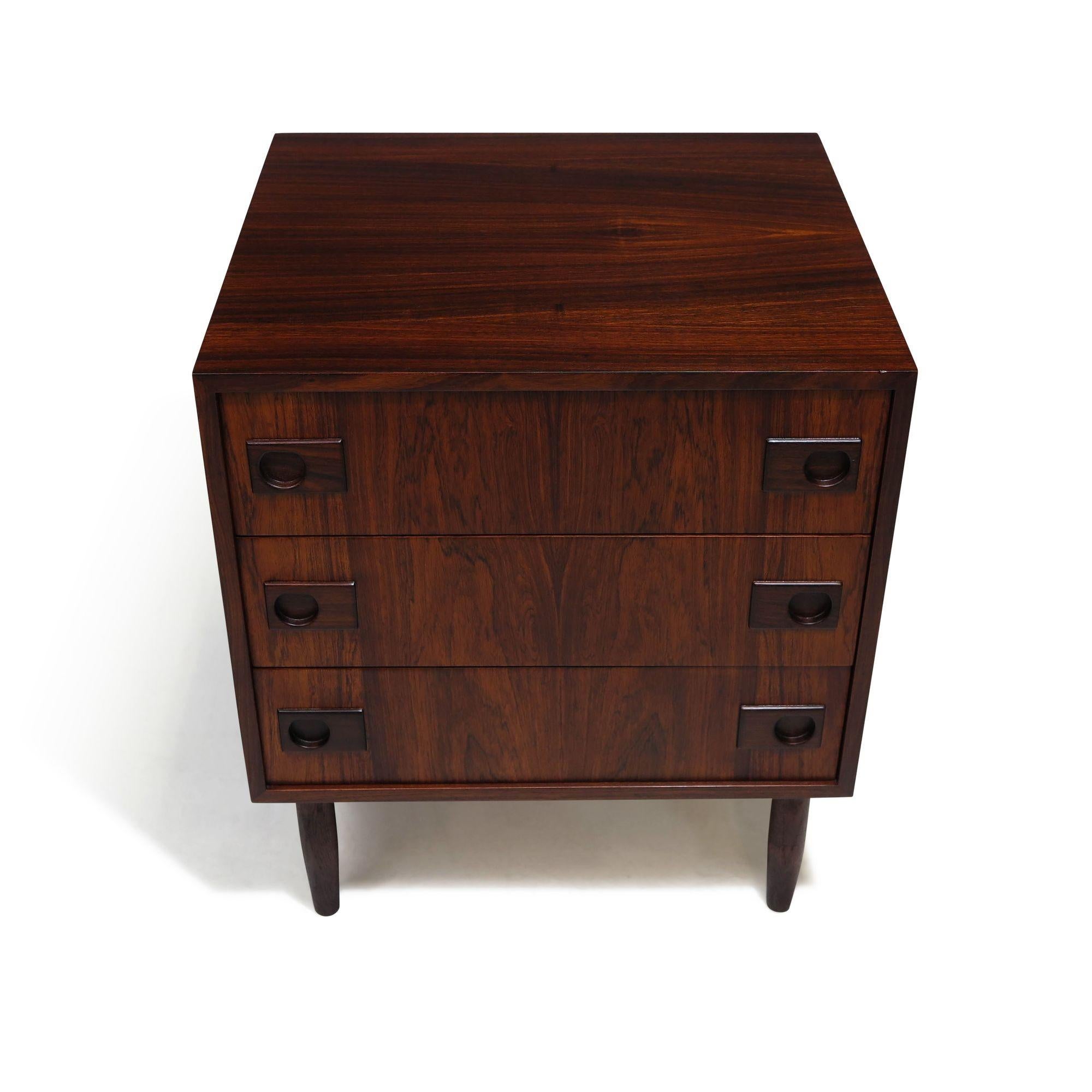 E Brouer Danish Rosewood Nightstand with Drawers In Excellent Condition For Sale In Oakland, CA