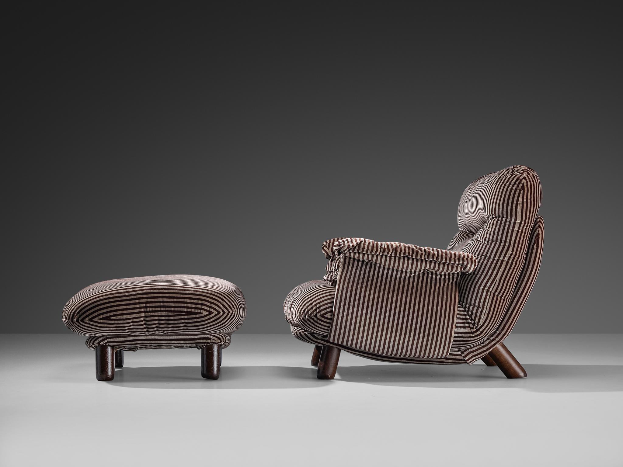Italian E. Cobianchi for Insa Lounge Chair with Ottoman 