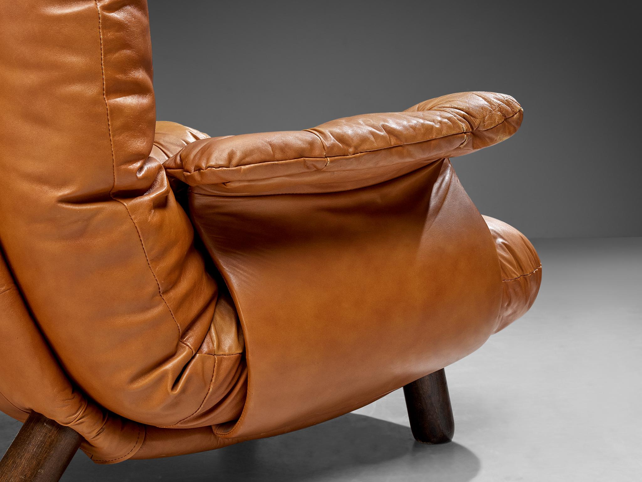 E. Cobianchi for Insa Pair of Lounge Chairs in Cognac Leather 4