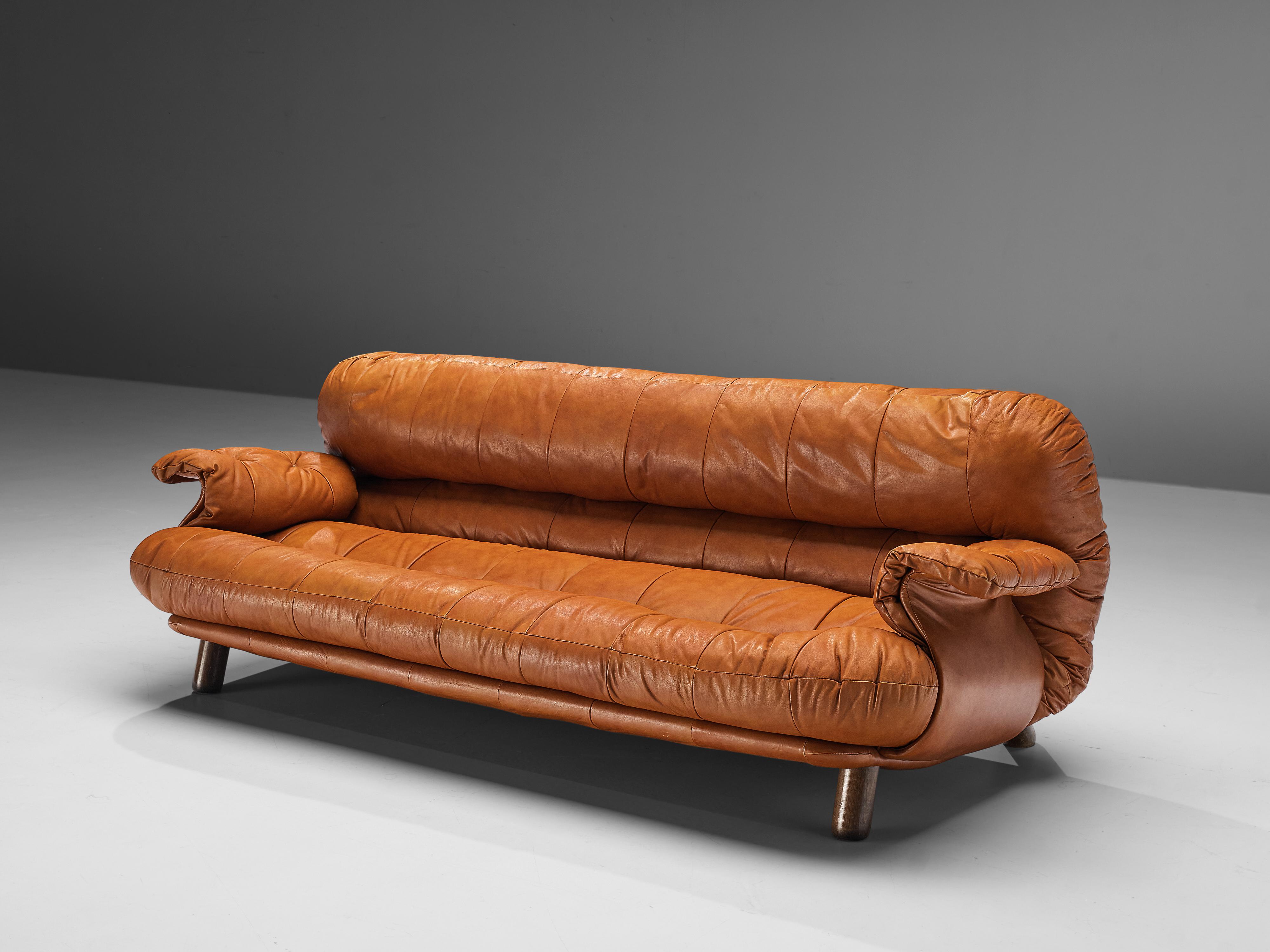 E. Cobianchi Sofa in Tufted Cognac Leather In Good Condition In Waalwijk, NL