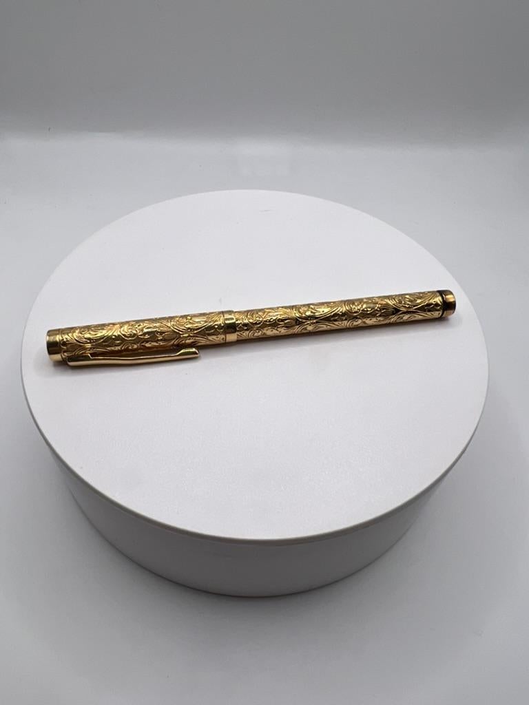 Oggetto da collezione in oro 18 carati

Penna a sfera in oro massiccio E Ercolessi 