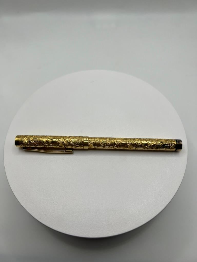 E E ERCOLESSI  Penna in oro 18 carati in vendita 2