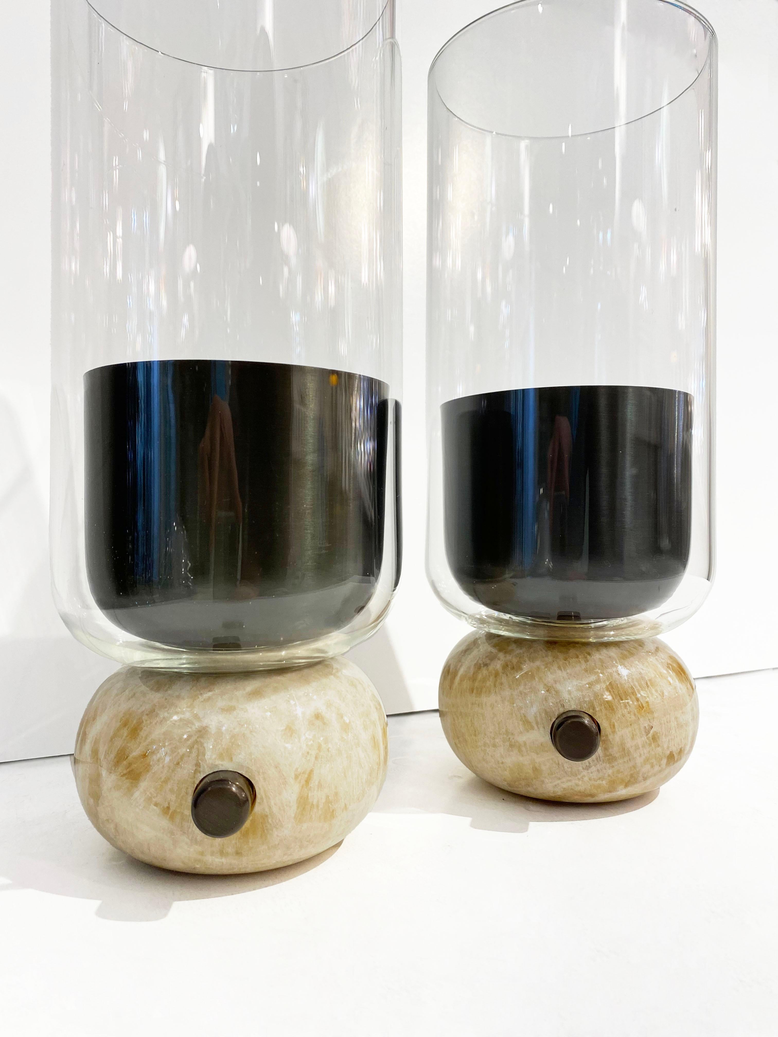 E. Elizarova for Matlight Italian Pair of Onyx Glass Bronze Flute Table Lamps In New Condition In New York, NY